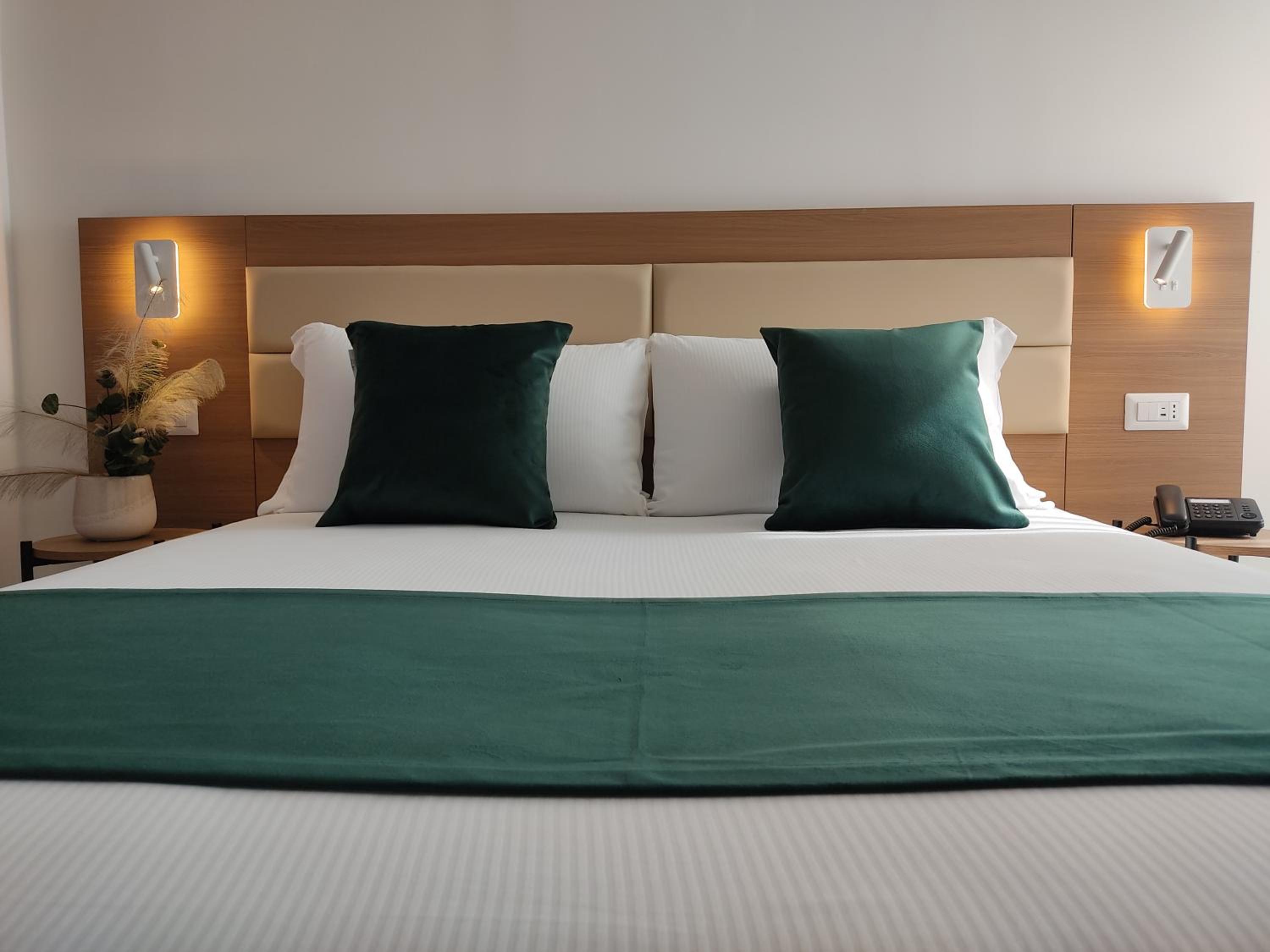 Standard Double or Twin Room photo 1