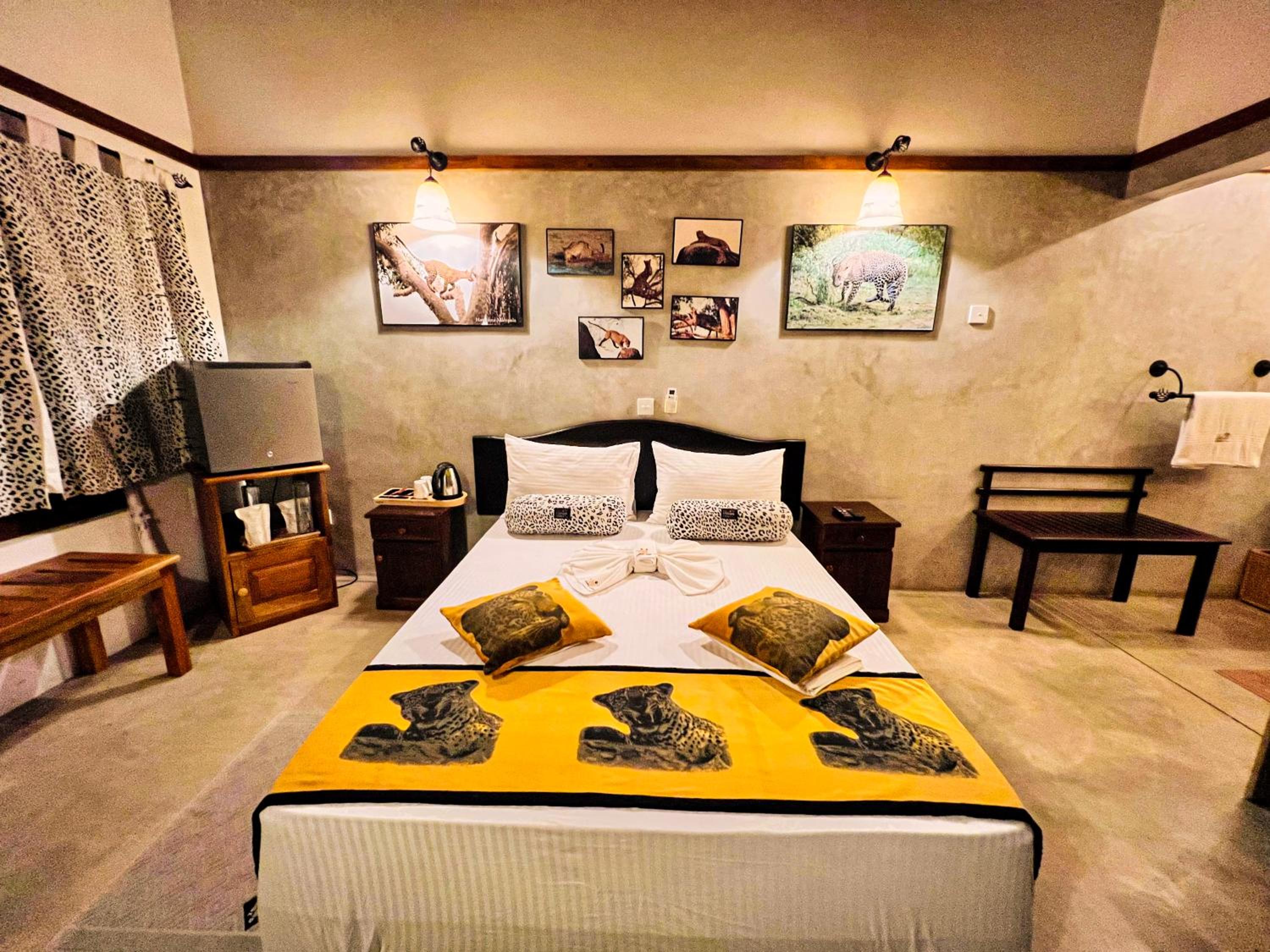 Deluxe Double Room with Balcony photo 2
