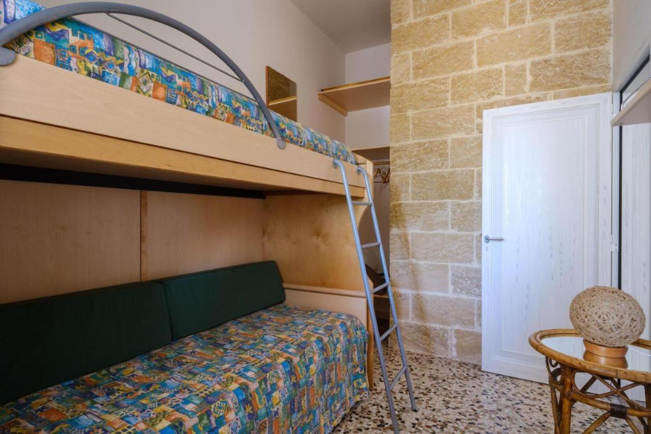 Two-Bedroom House photo 3