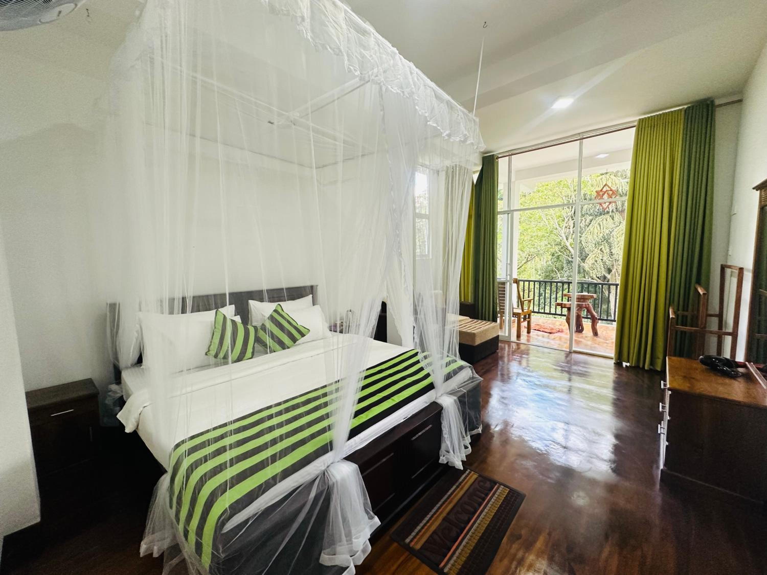 Deluxe Double Room with Balcony