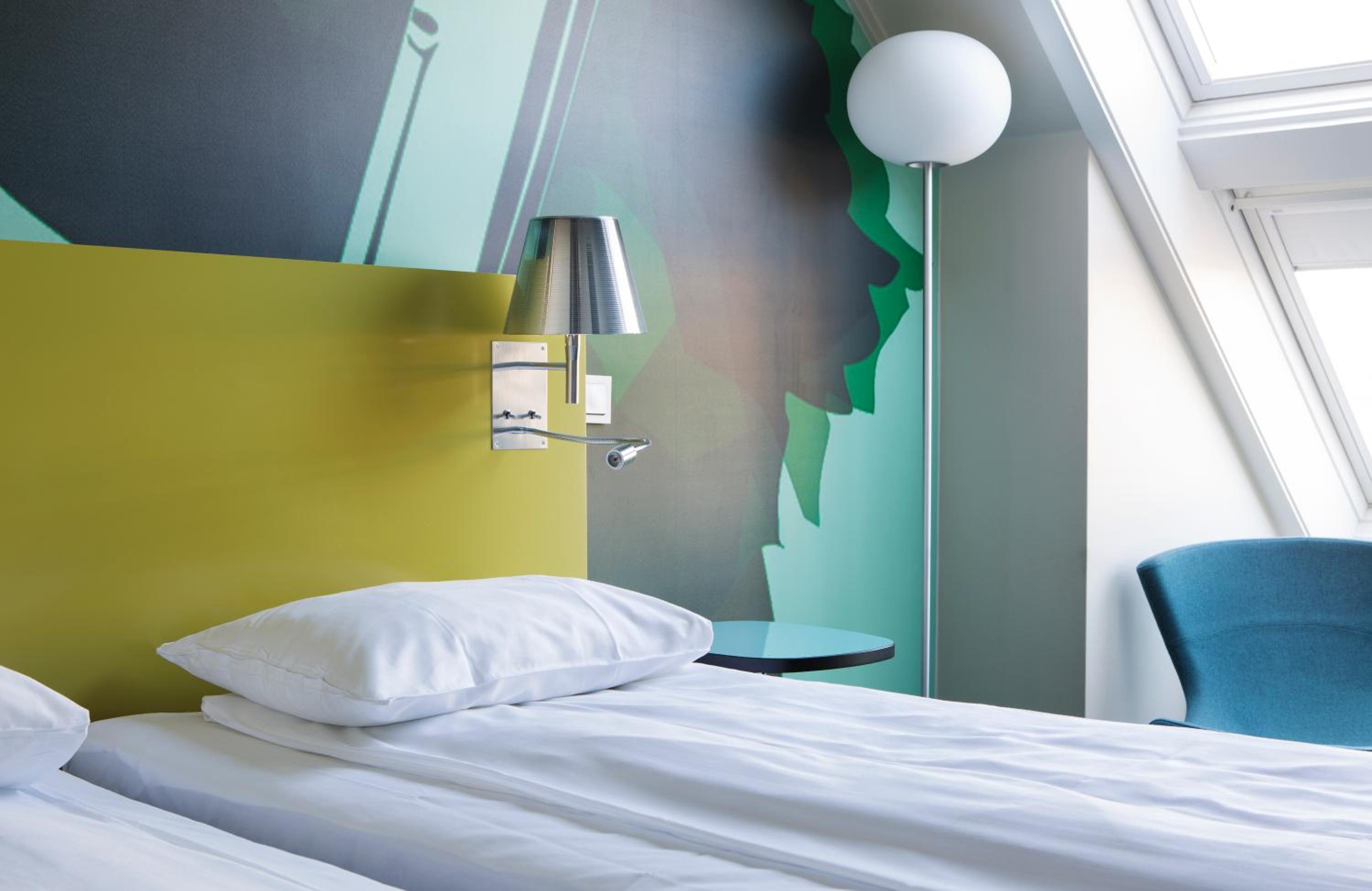 Standard Twin Room - Photo 1