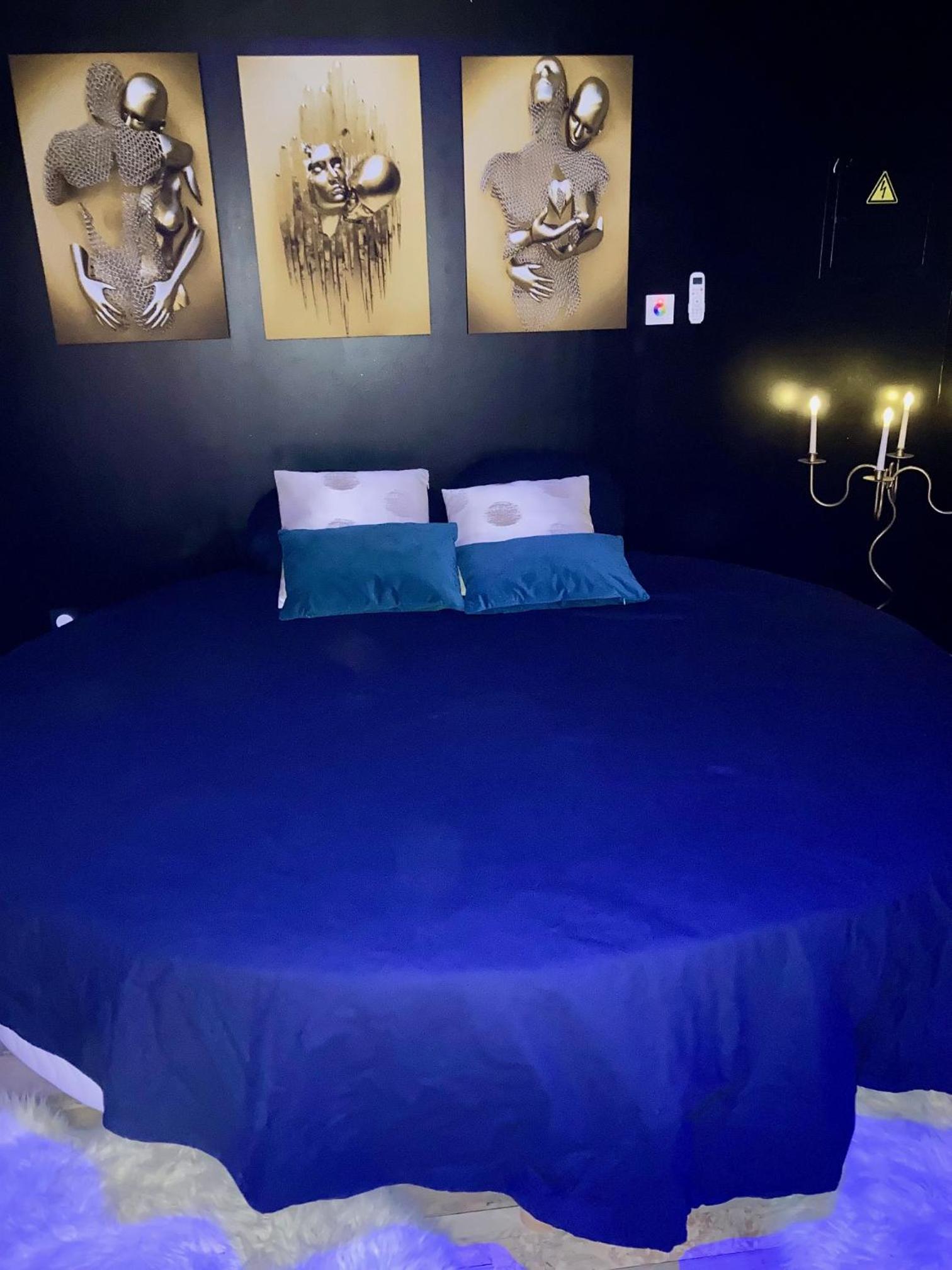 King Room with Spa Bath photo 1