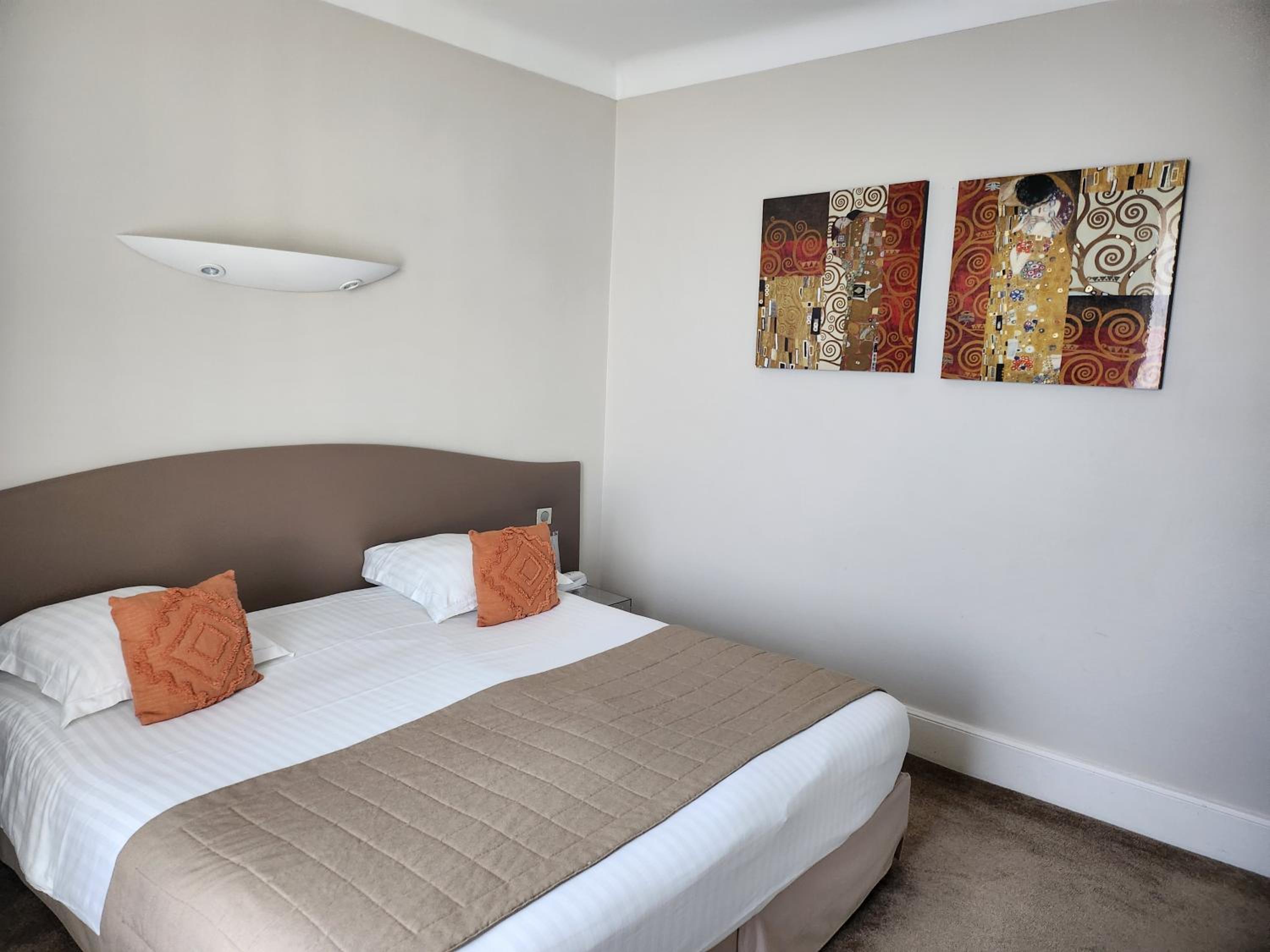 Comfort Double or Twin Room - Photo 12