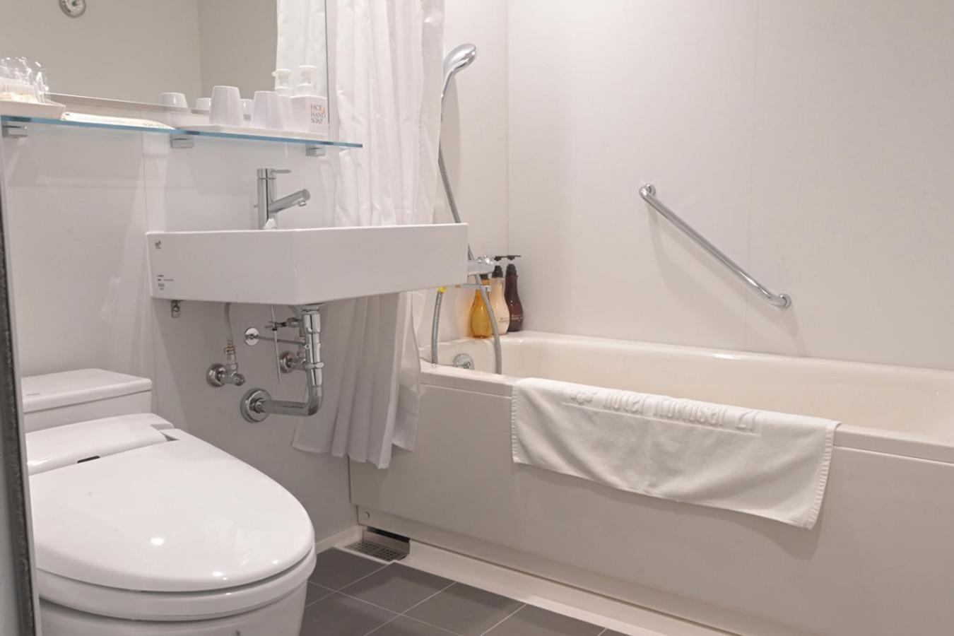 Standard Double Room - Photo 5