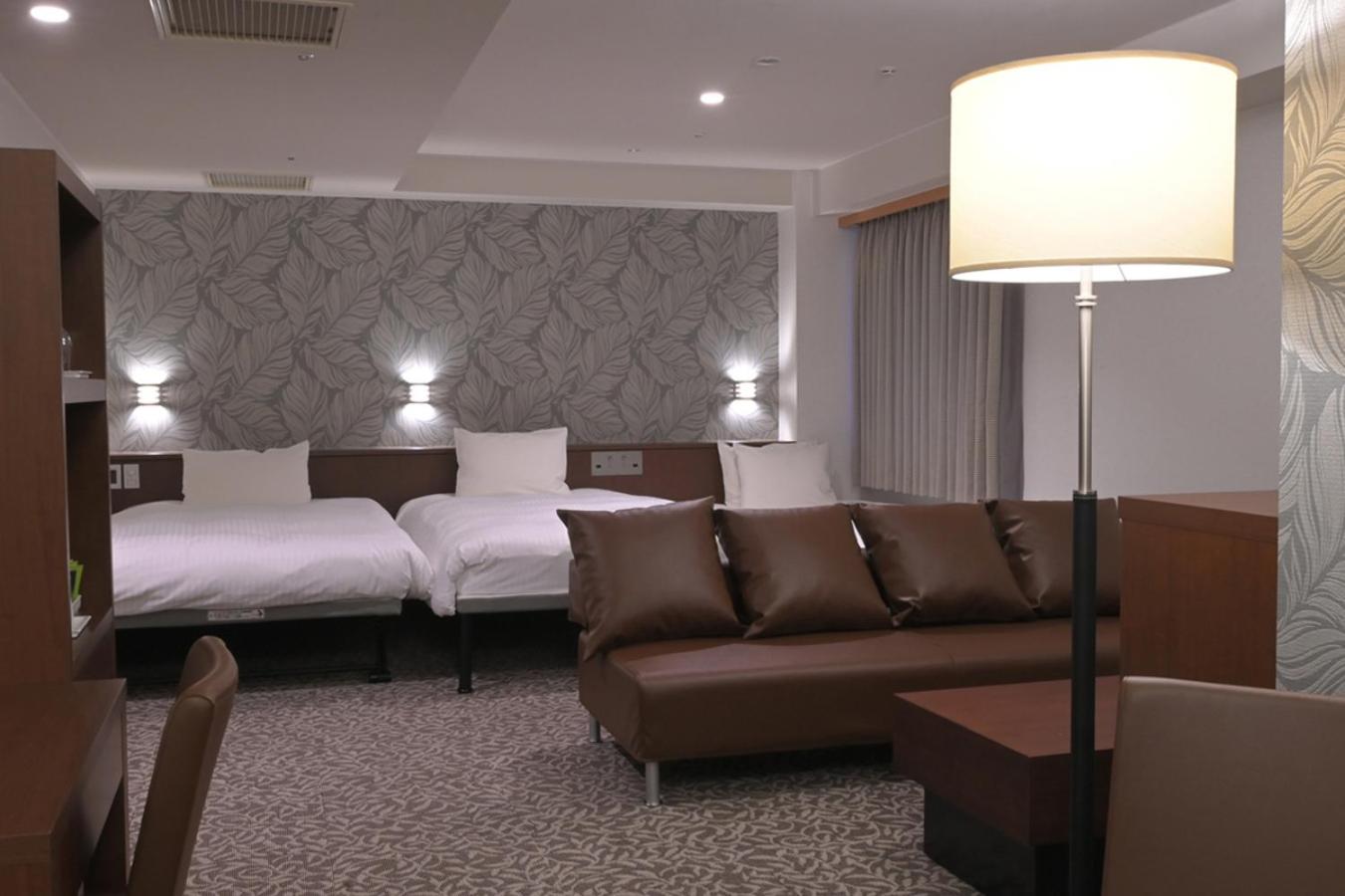 Quadruple Room With Bathroom - Photo 1