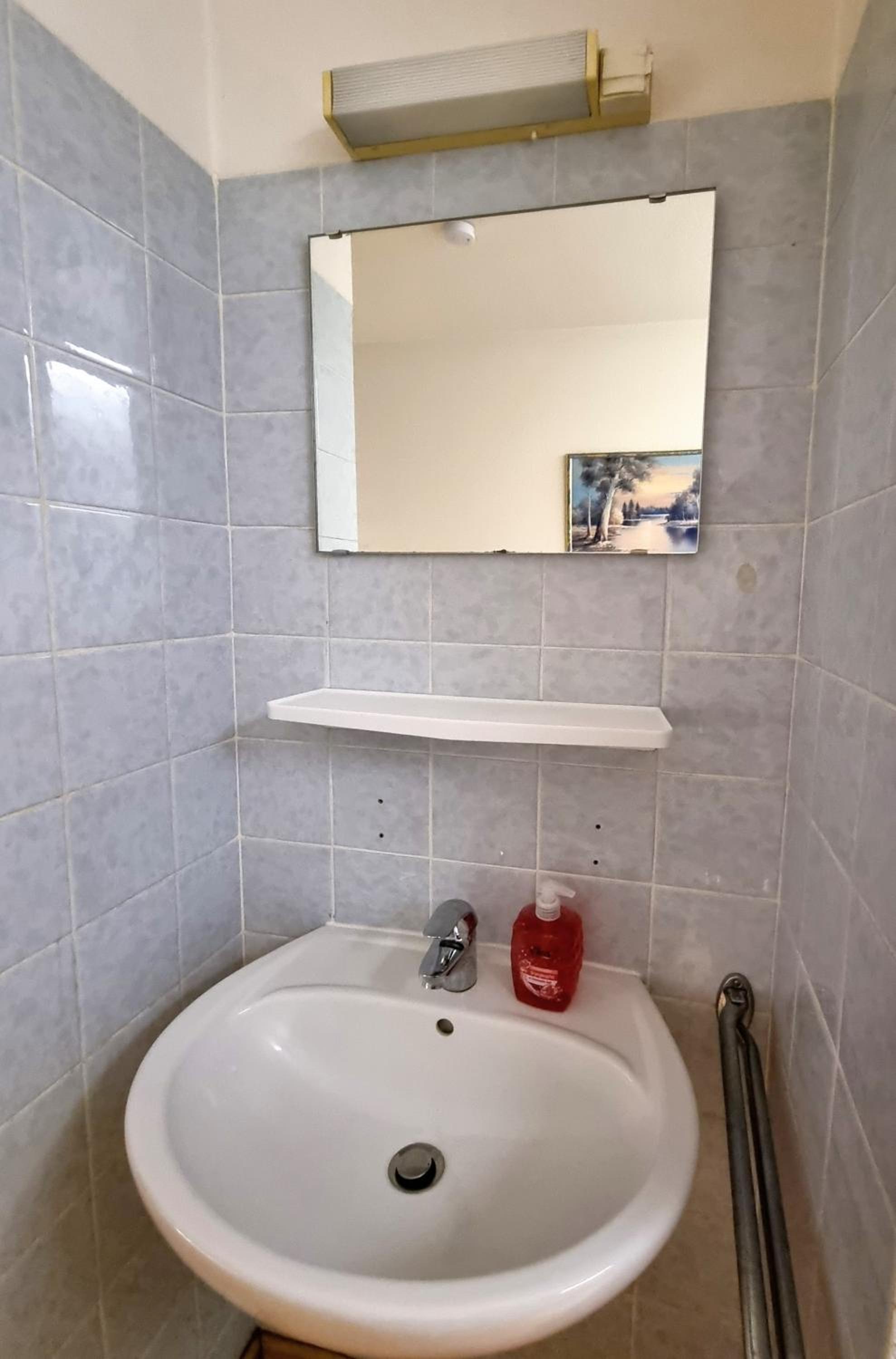 Single Room with Shower photo 2