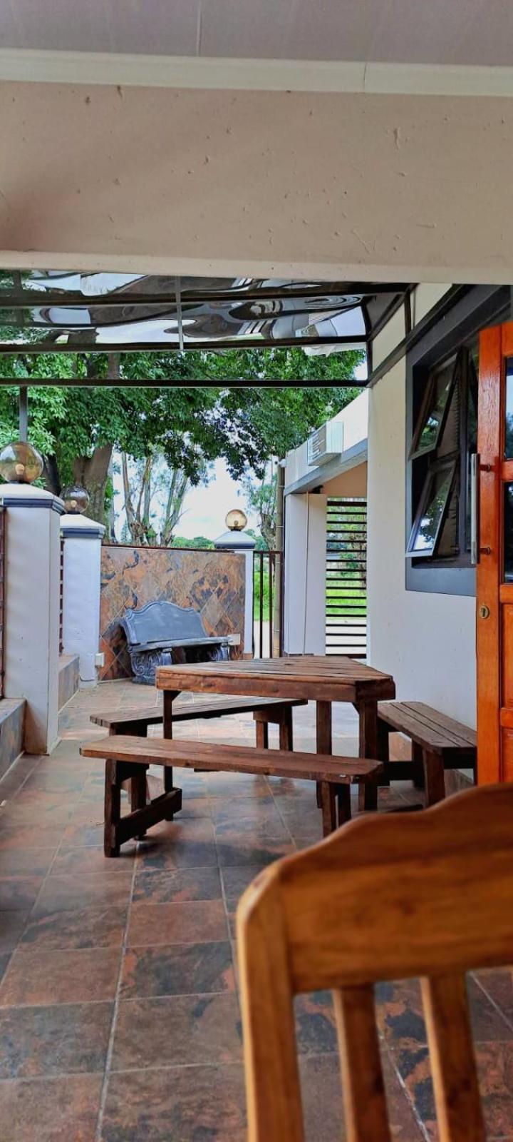 Double Room With Private Bathroom photo 2