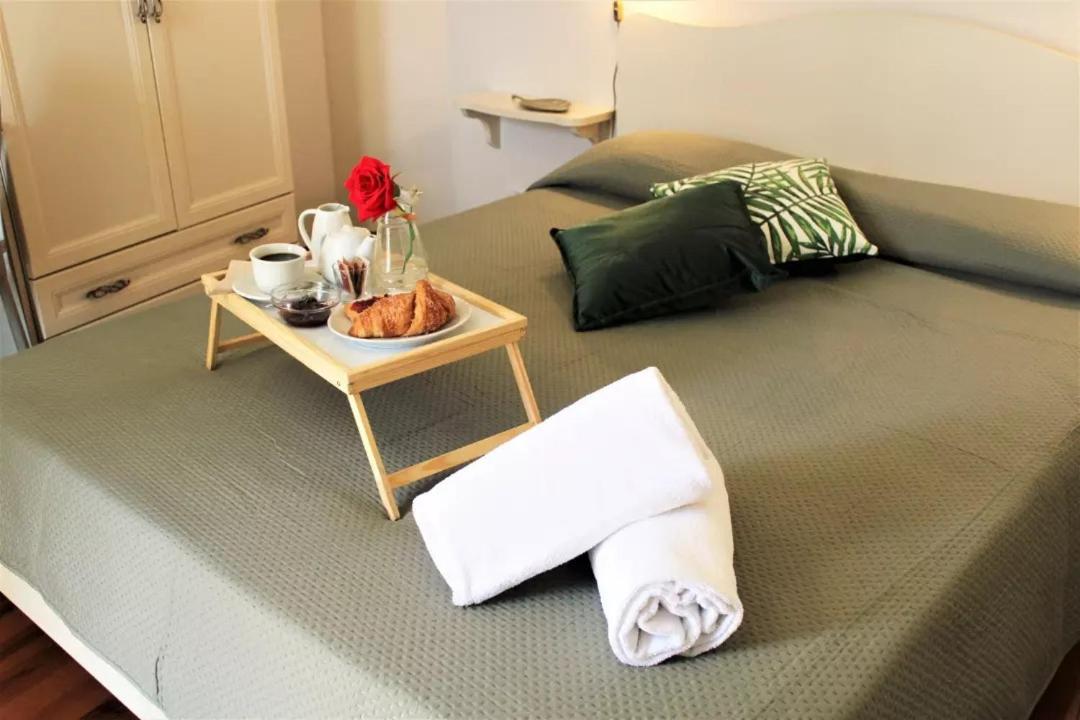 Double Room - Photo 5
