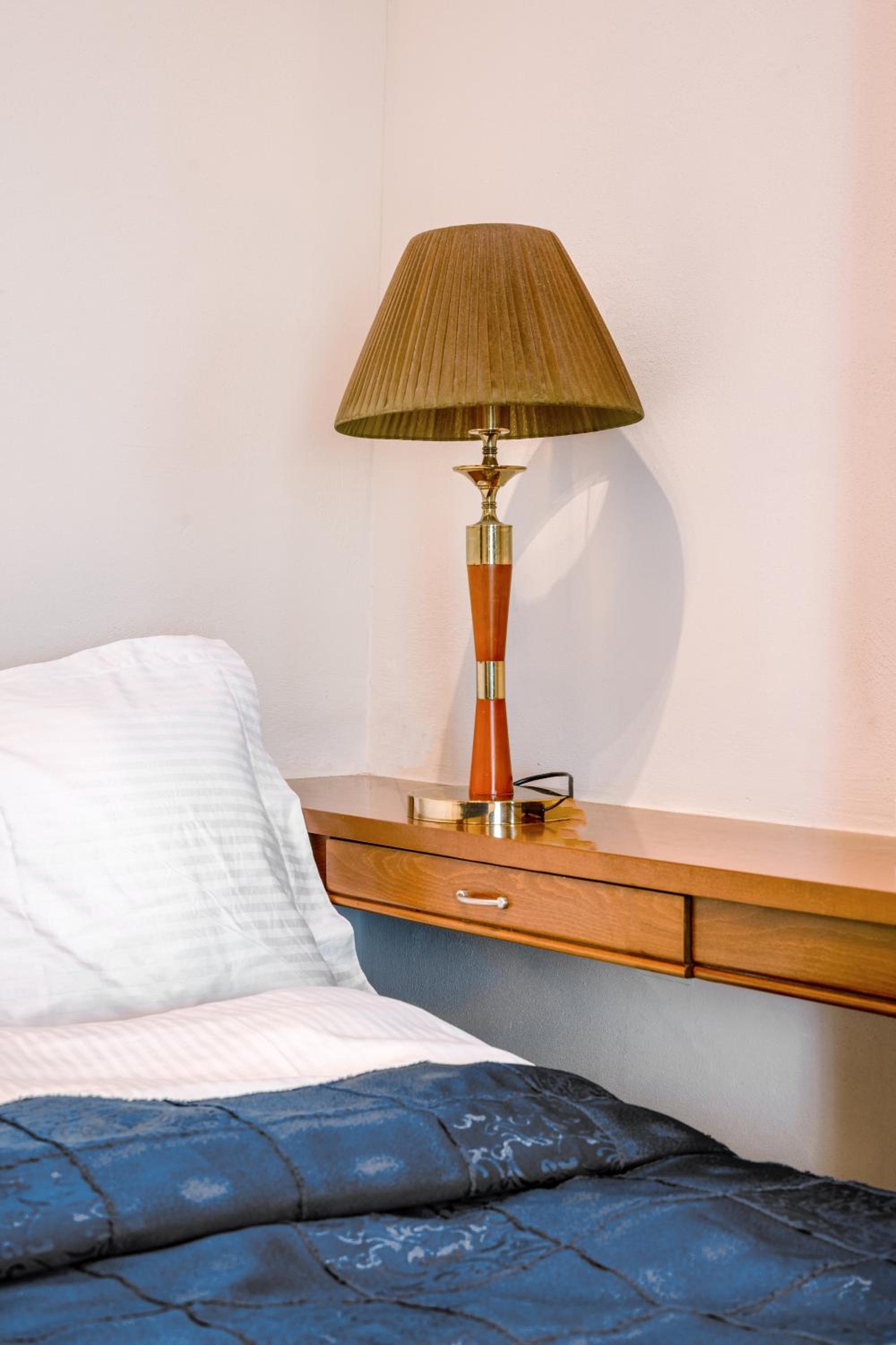 Double Room - Photo 7