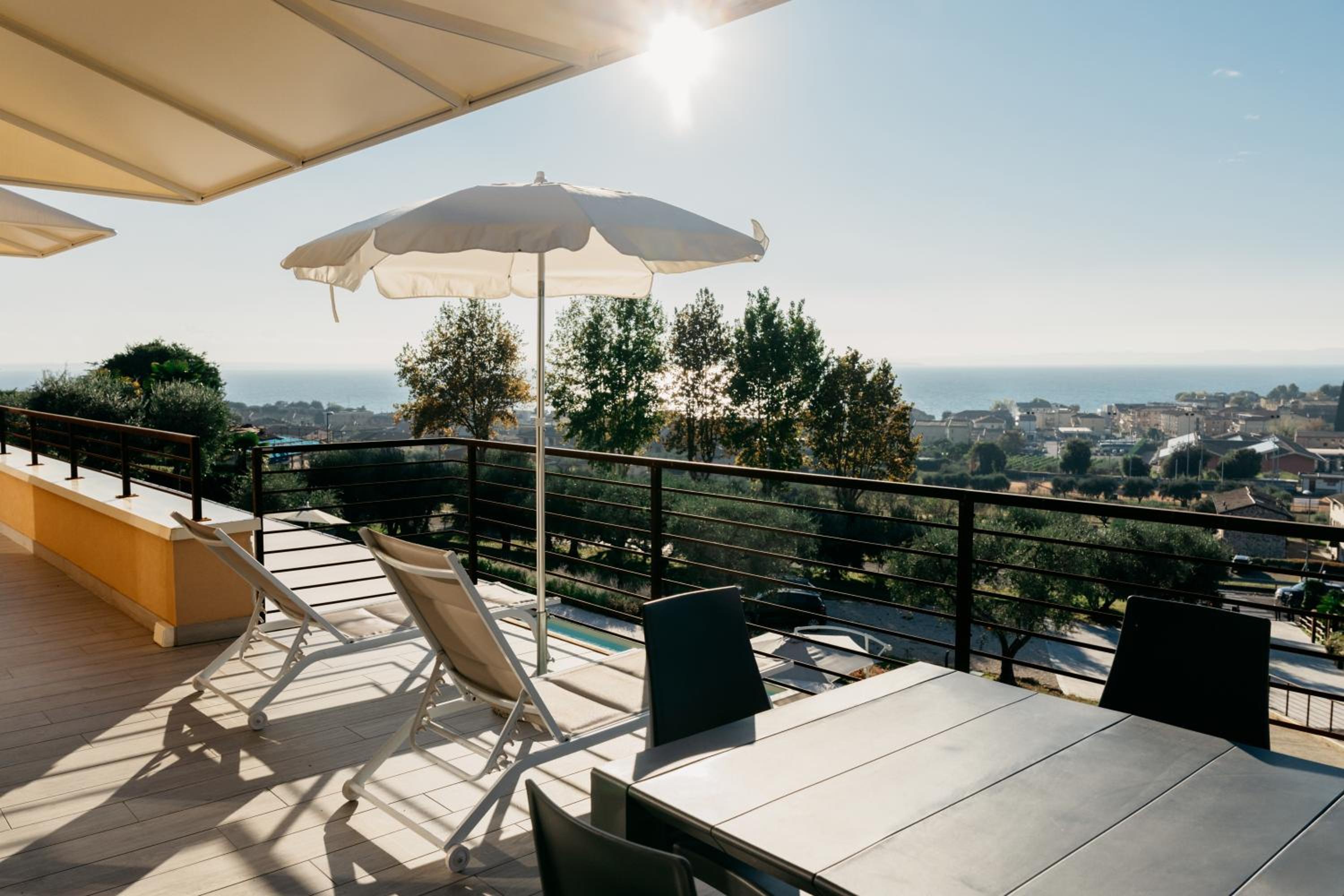 Superior Apartment photo 3