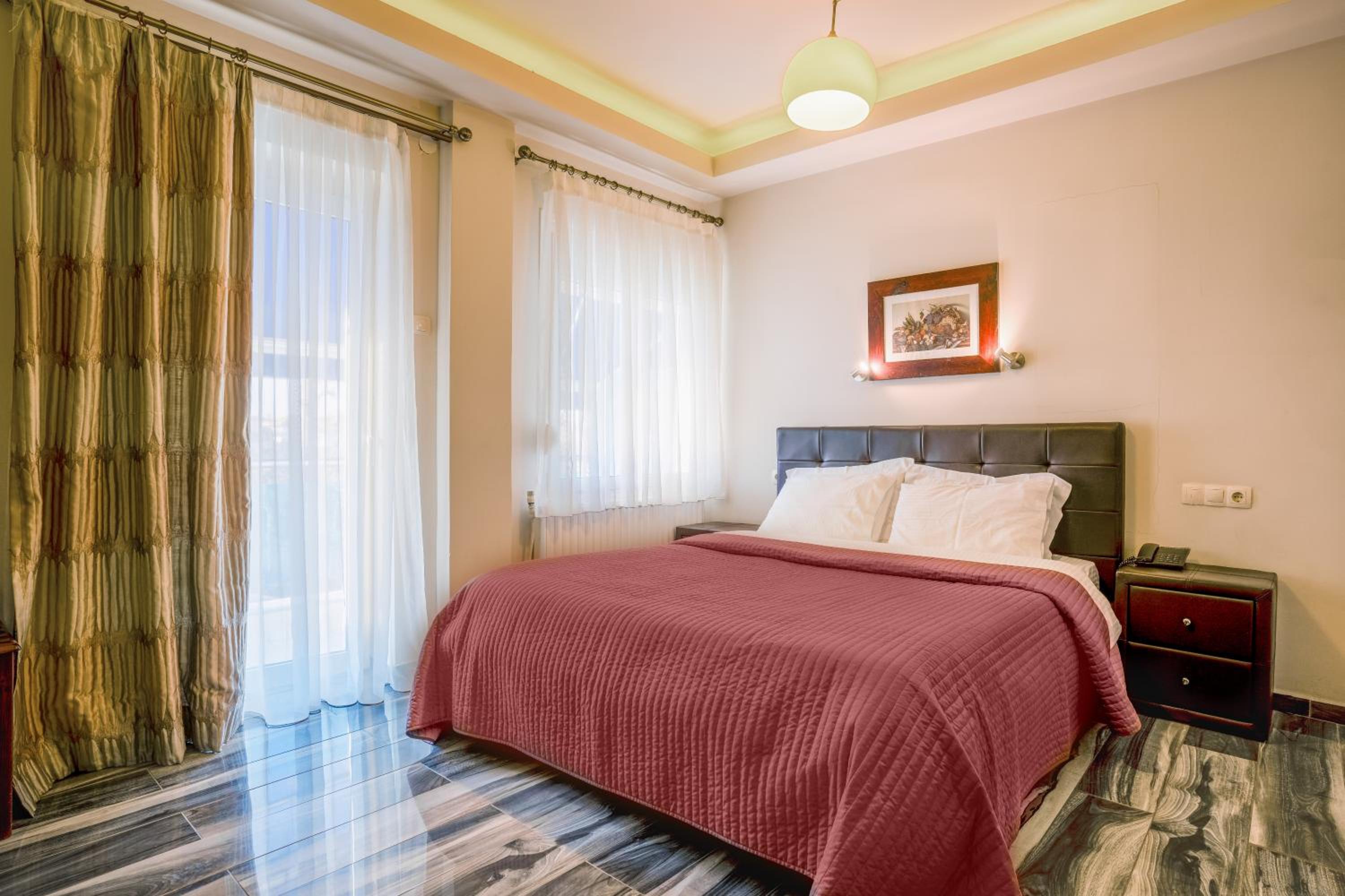 Double Room - Photo 4