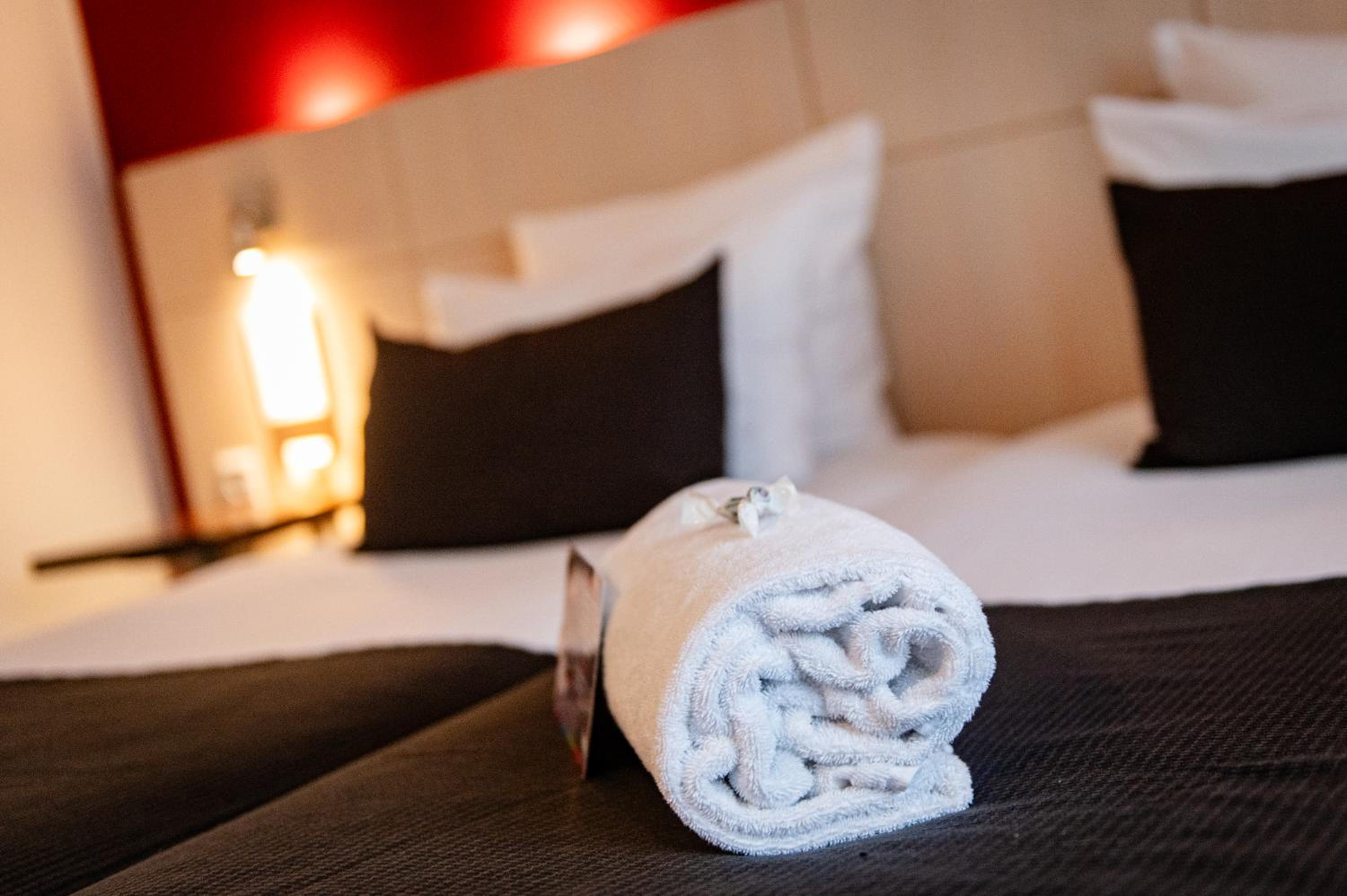 Executive Room - Photo 10