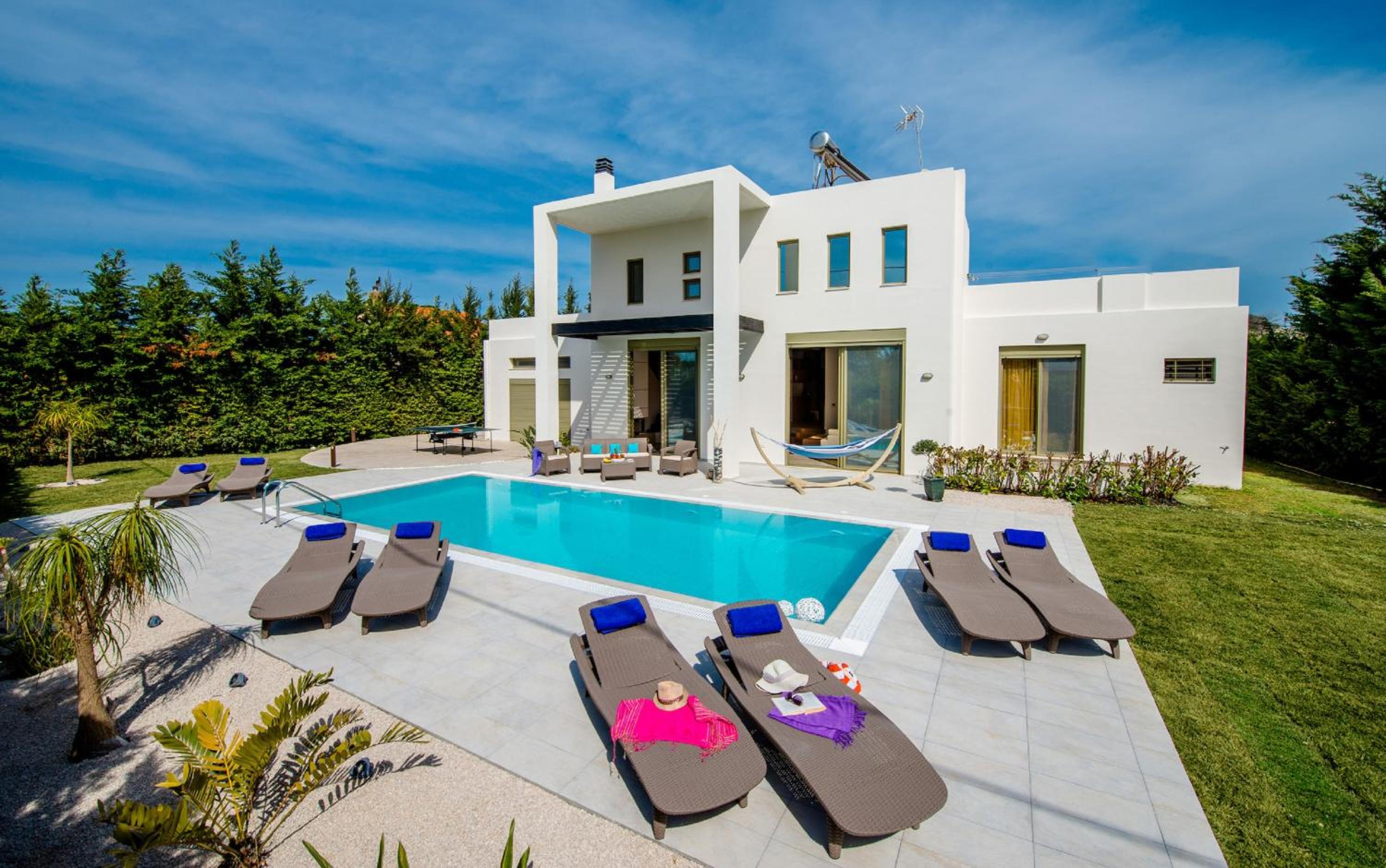 Villa photo 3