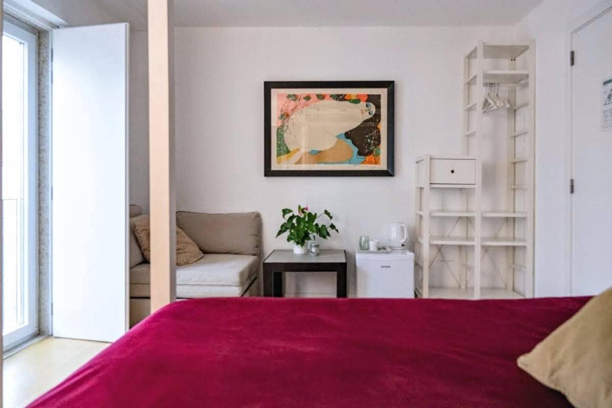 Deluxe Double Room - Photo 8