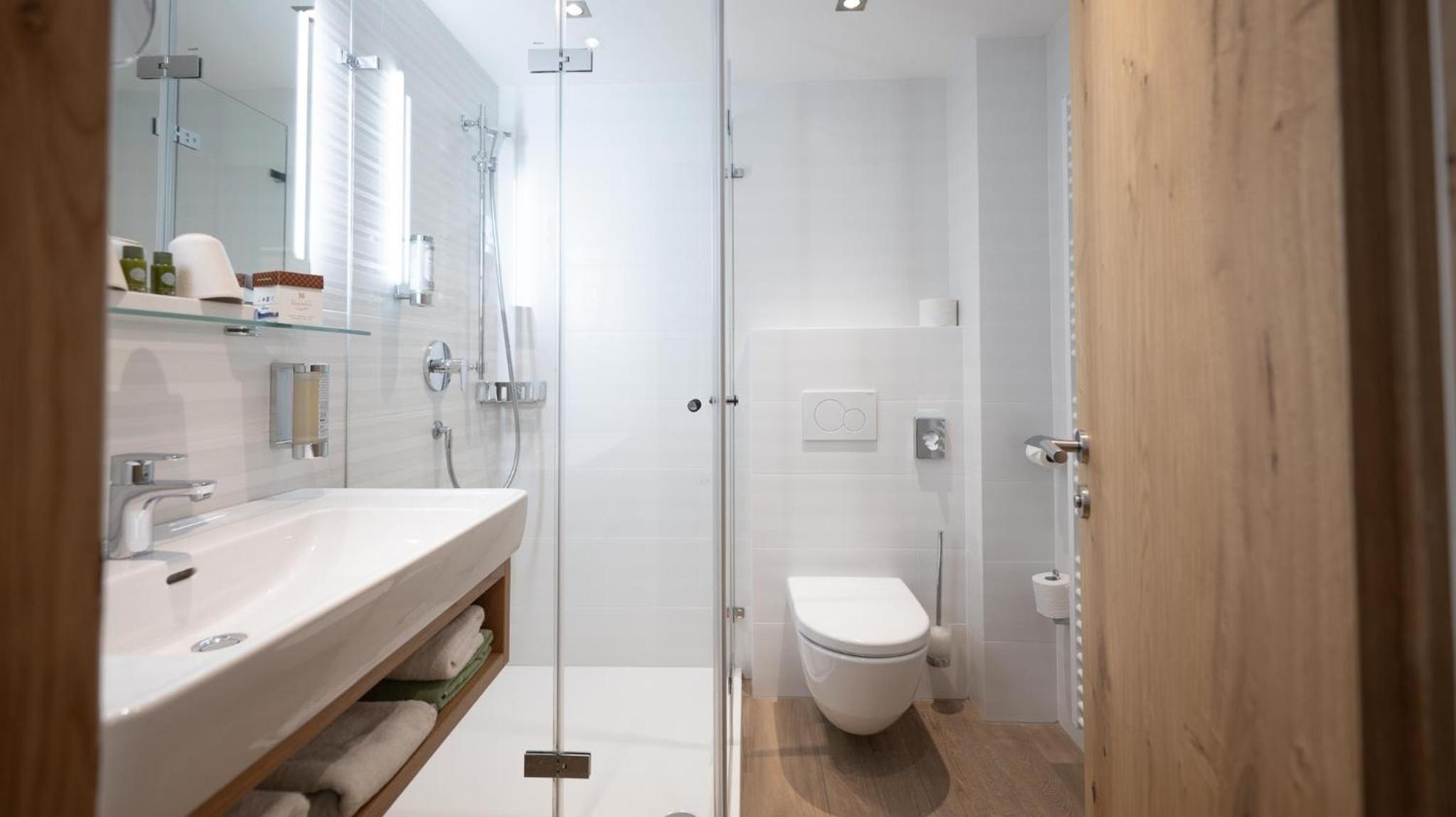 Deluxe Double Room with Balcony, photo 7