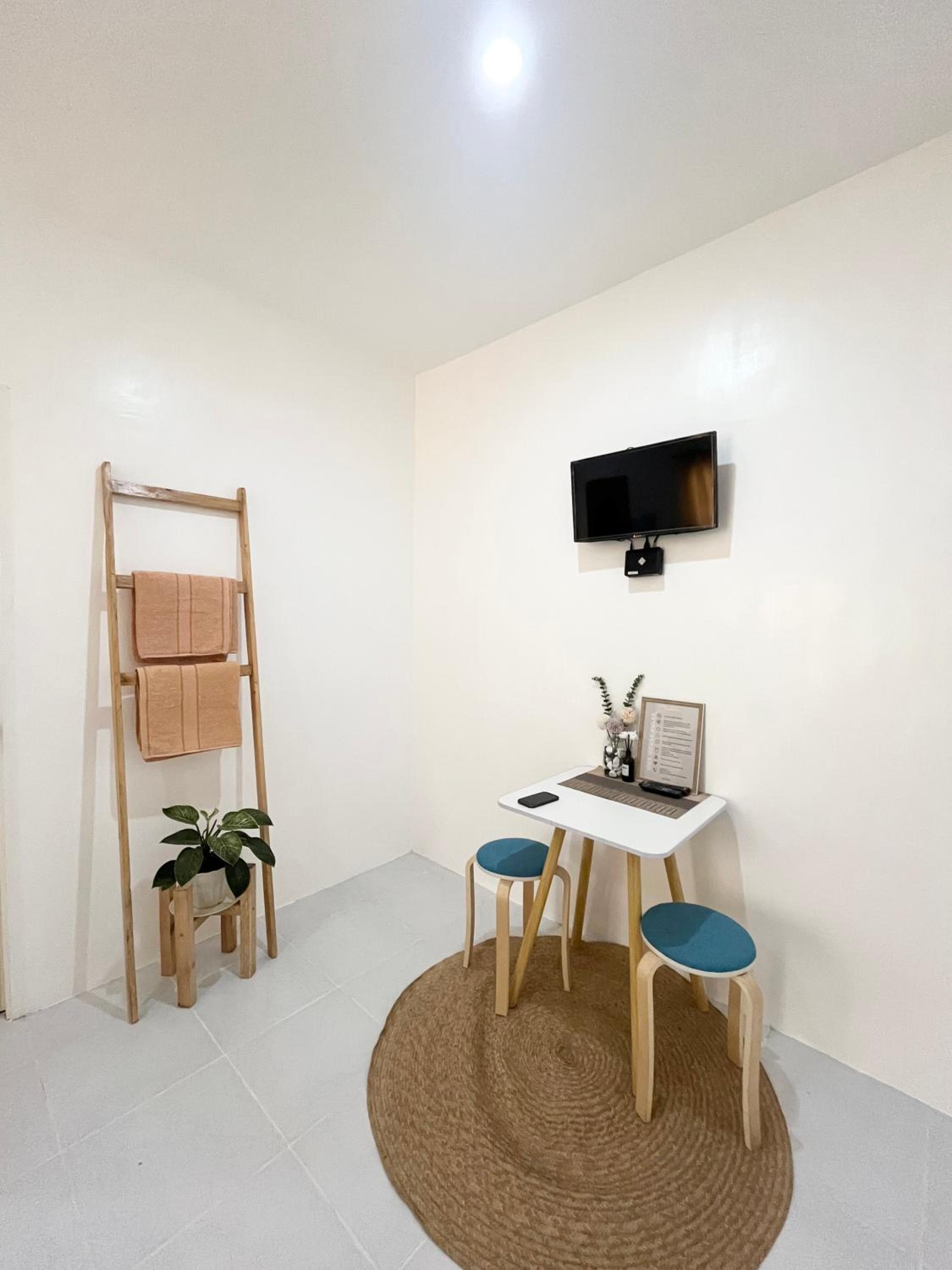 Apartment - Photo 10