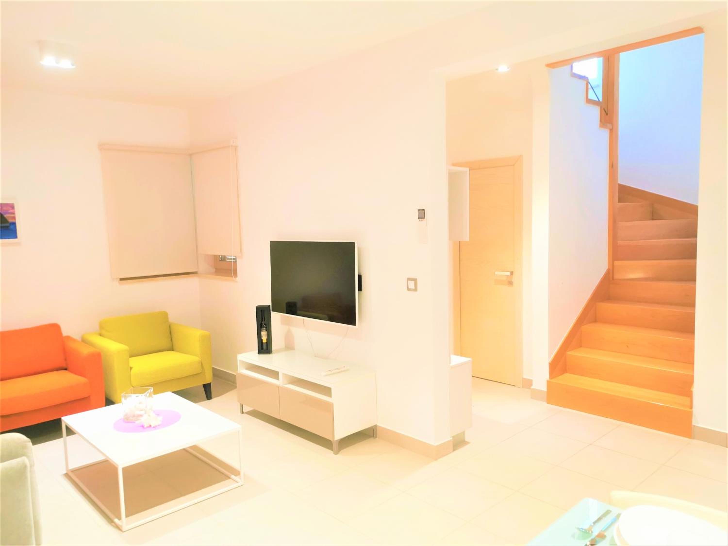 Three-Bedroom Townhouse photo 1