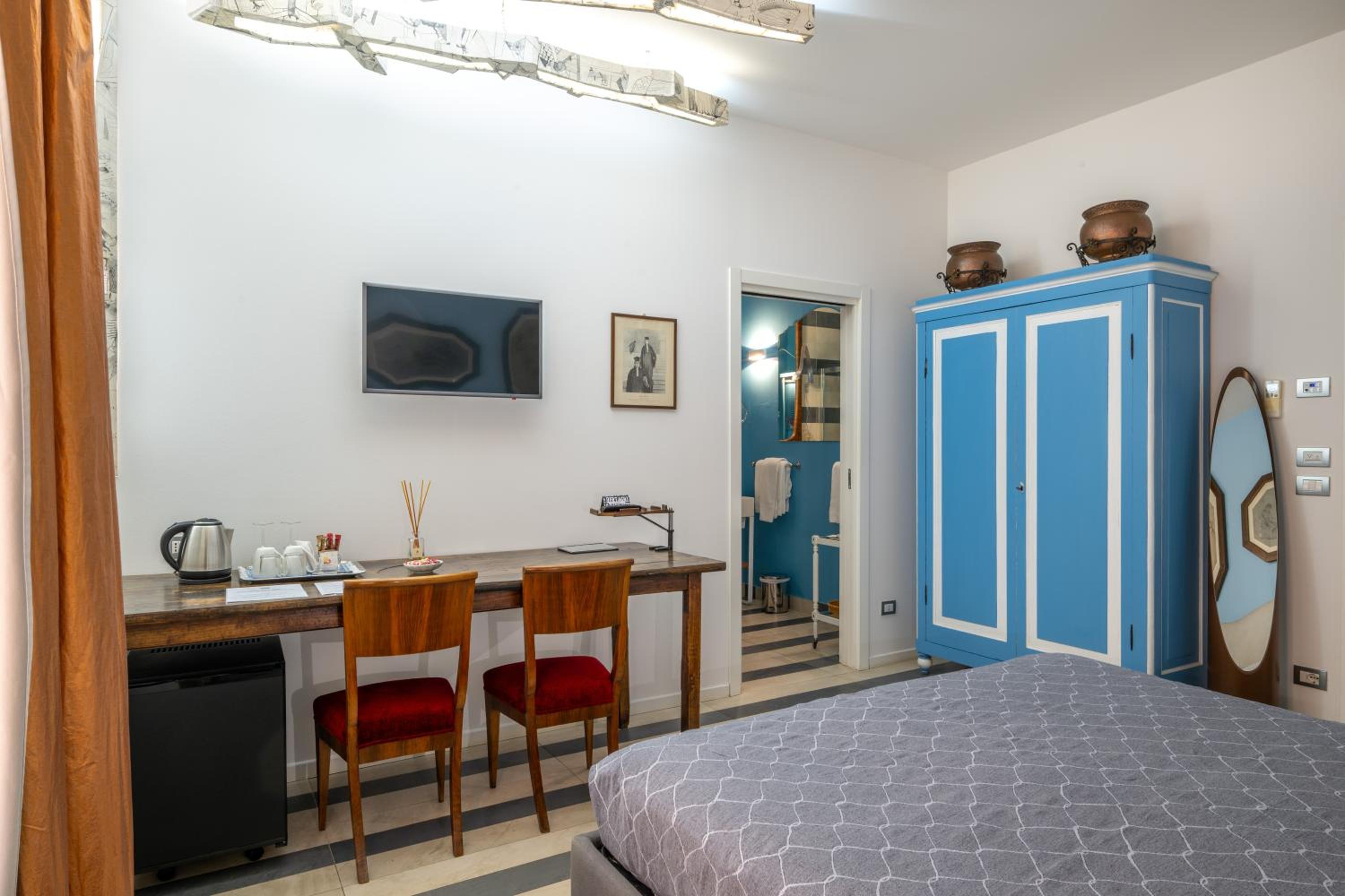 Deluxe Double or Twin Room - Photo 21
