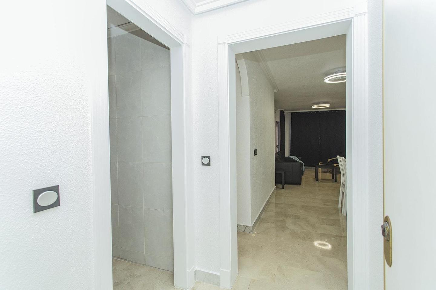 Apartamento con Balcón