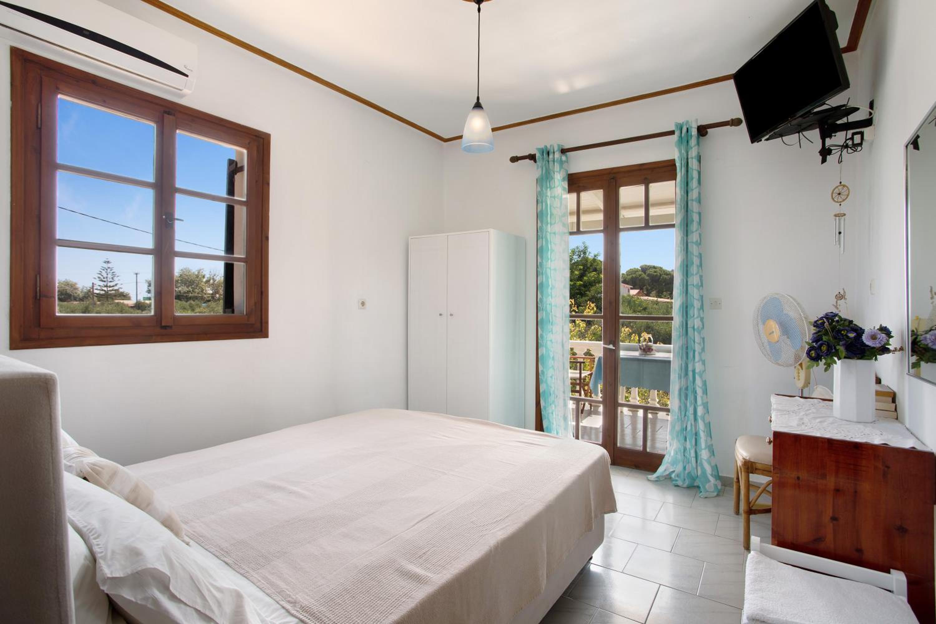 Two-Bedroom Deluxe Apartment with Ocean View