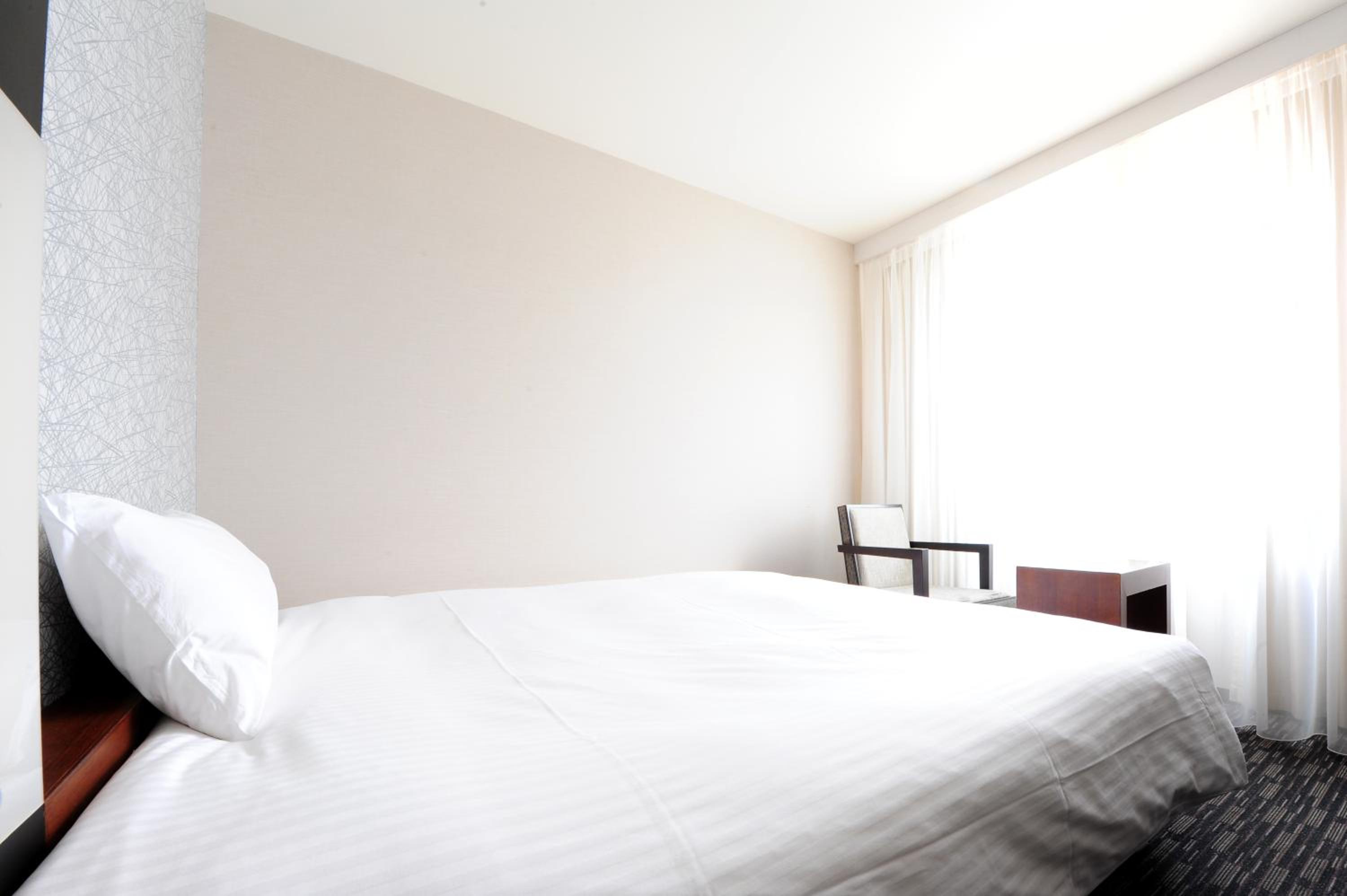 Single Room - South BLD - Photo 1