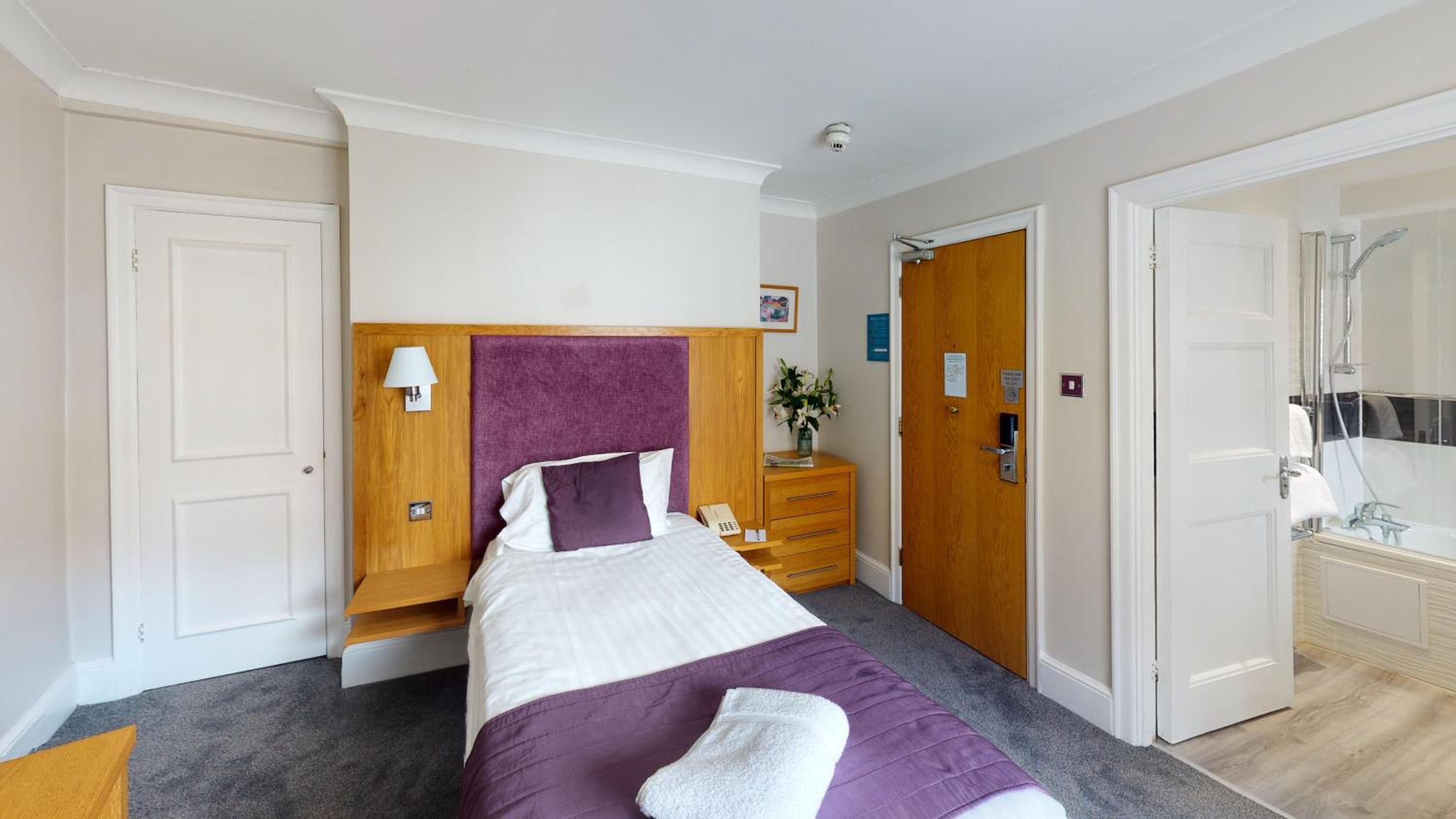 Single Room photo 1