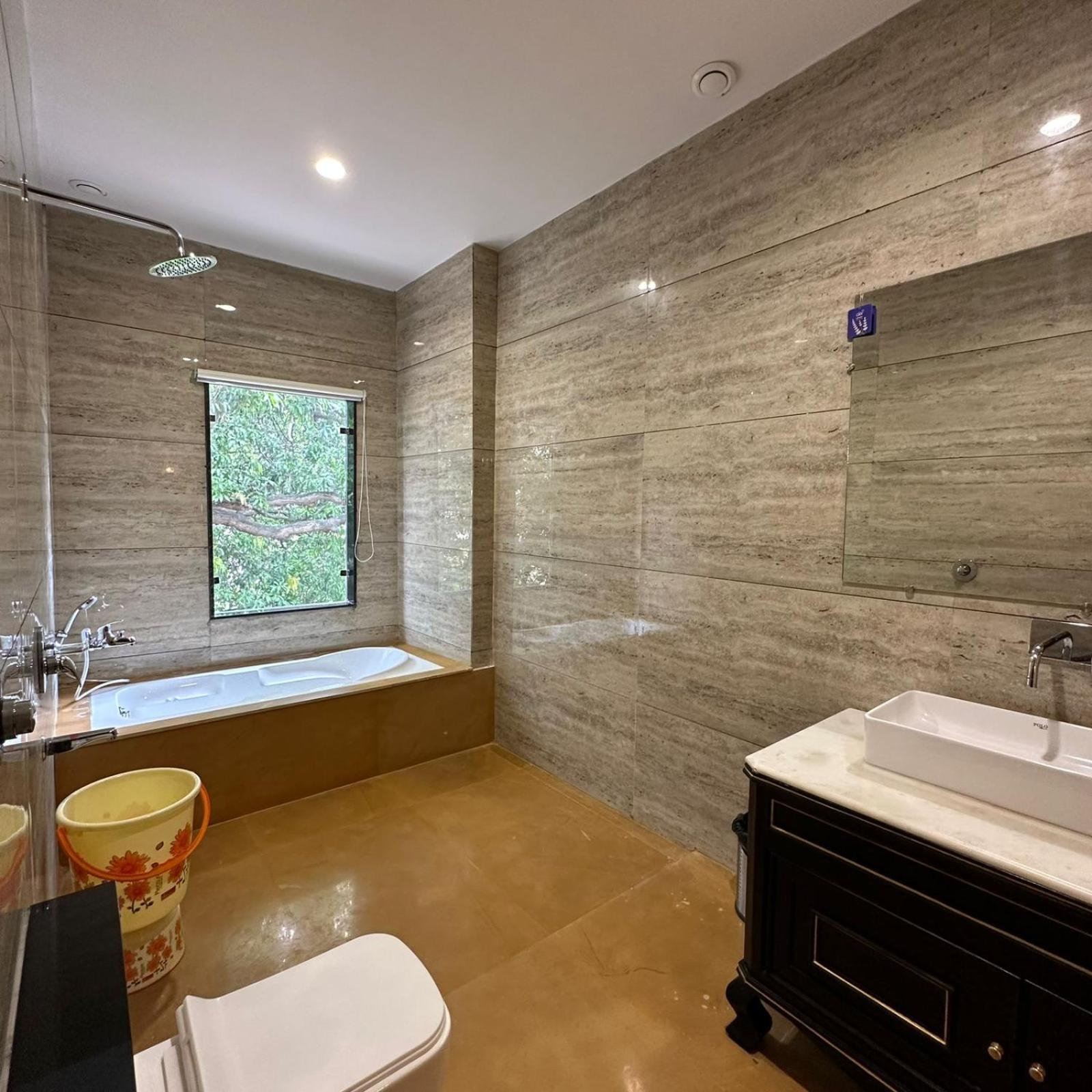 King Suite photo 2