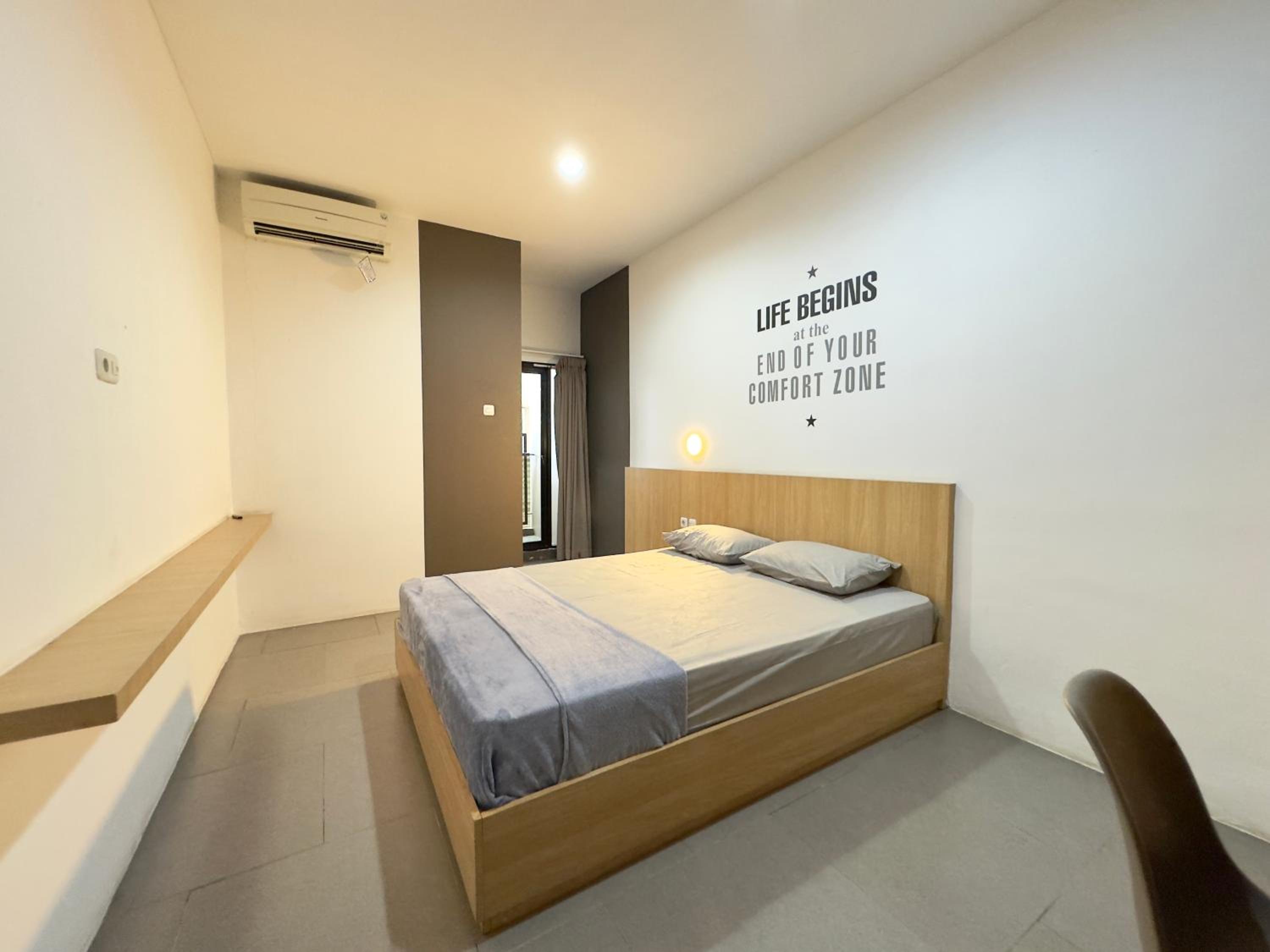 Standard Single Room
