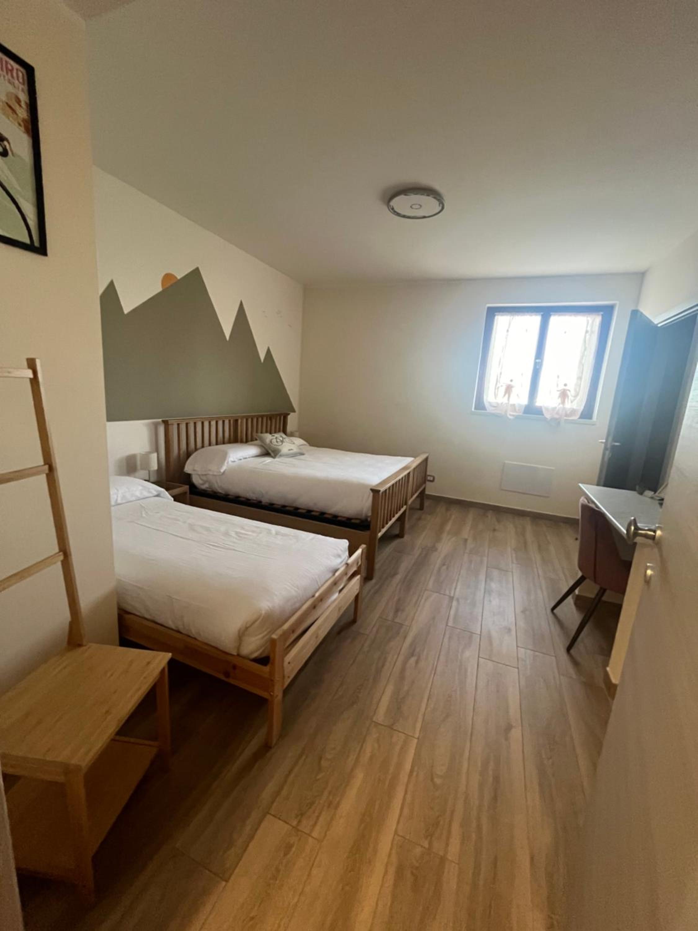 Deluxe Double or Twin Room - Photo 5