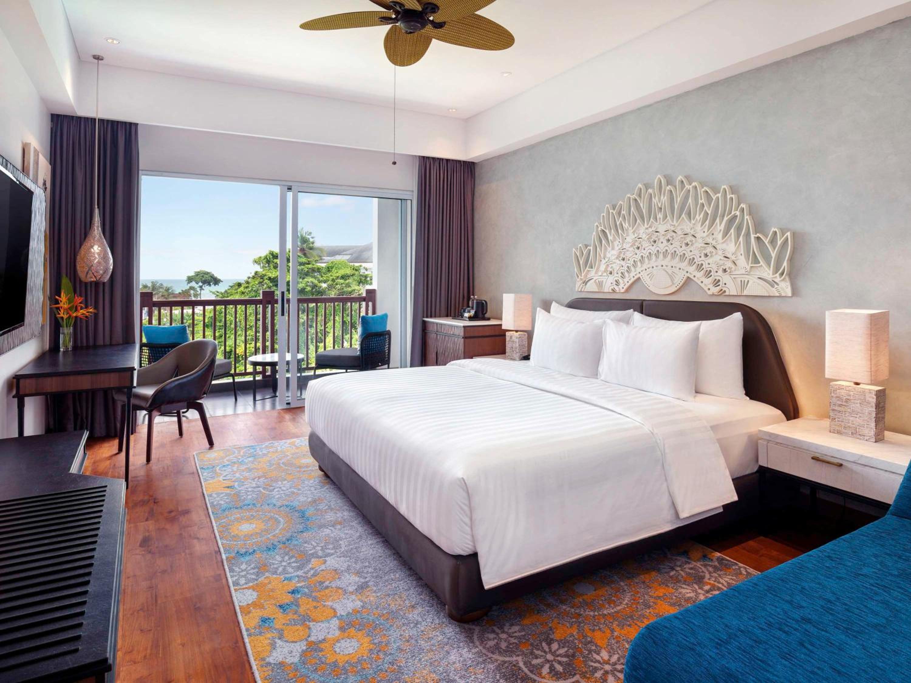 Deluxe King Room Garden View - Photo 1