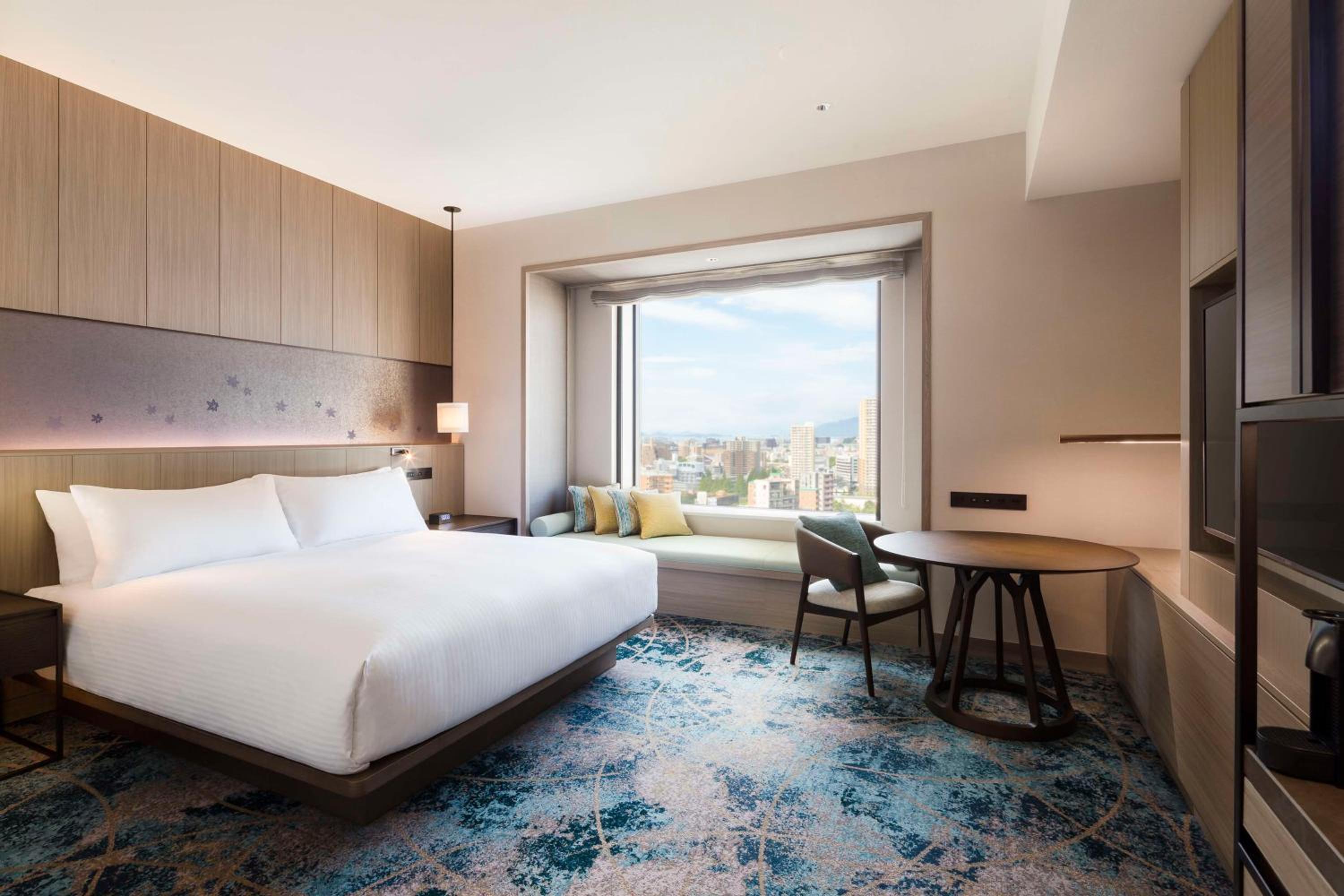 King Room - Mobility Accessible  - Photo 1