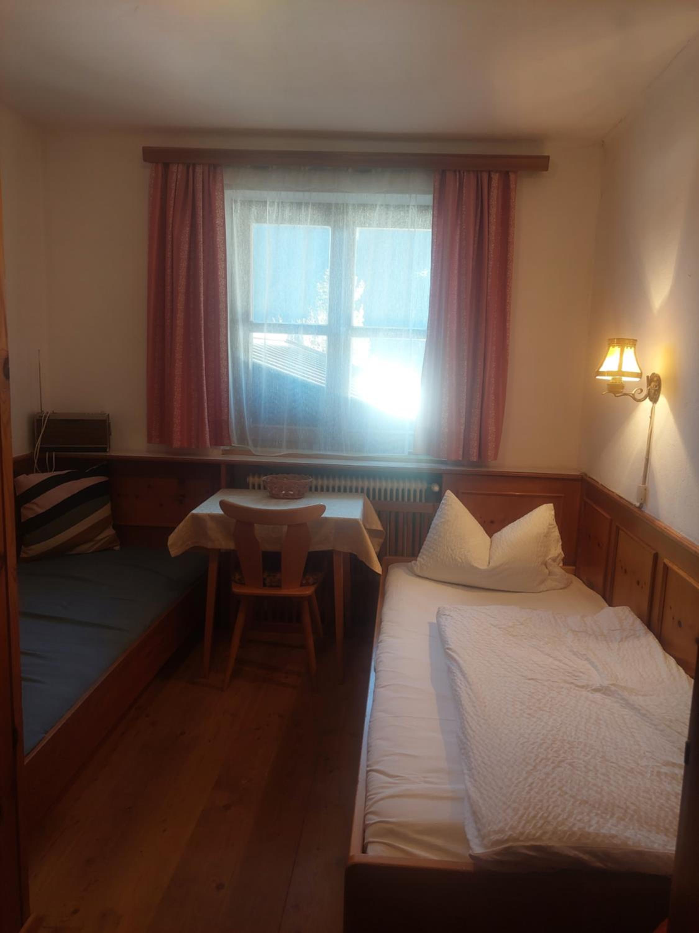 Single Room photo 2