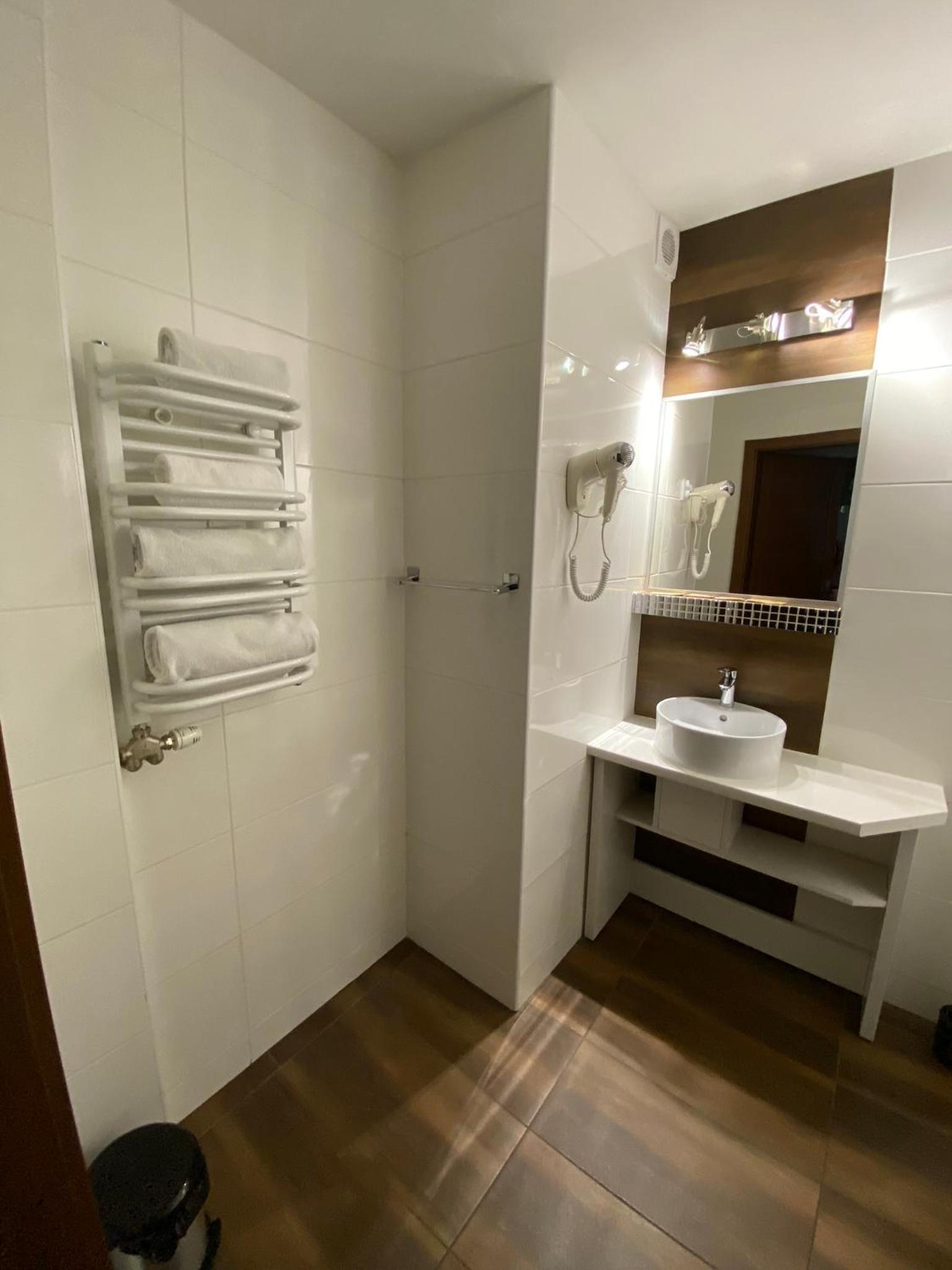 Triple Room - Photo 2