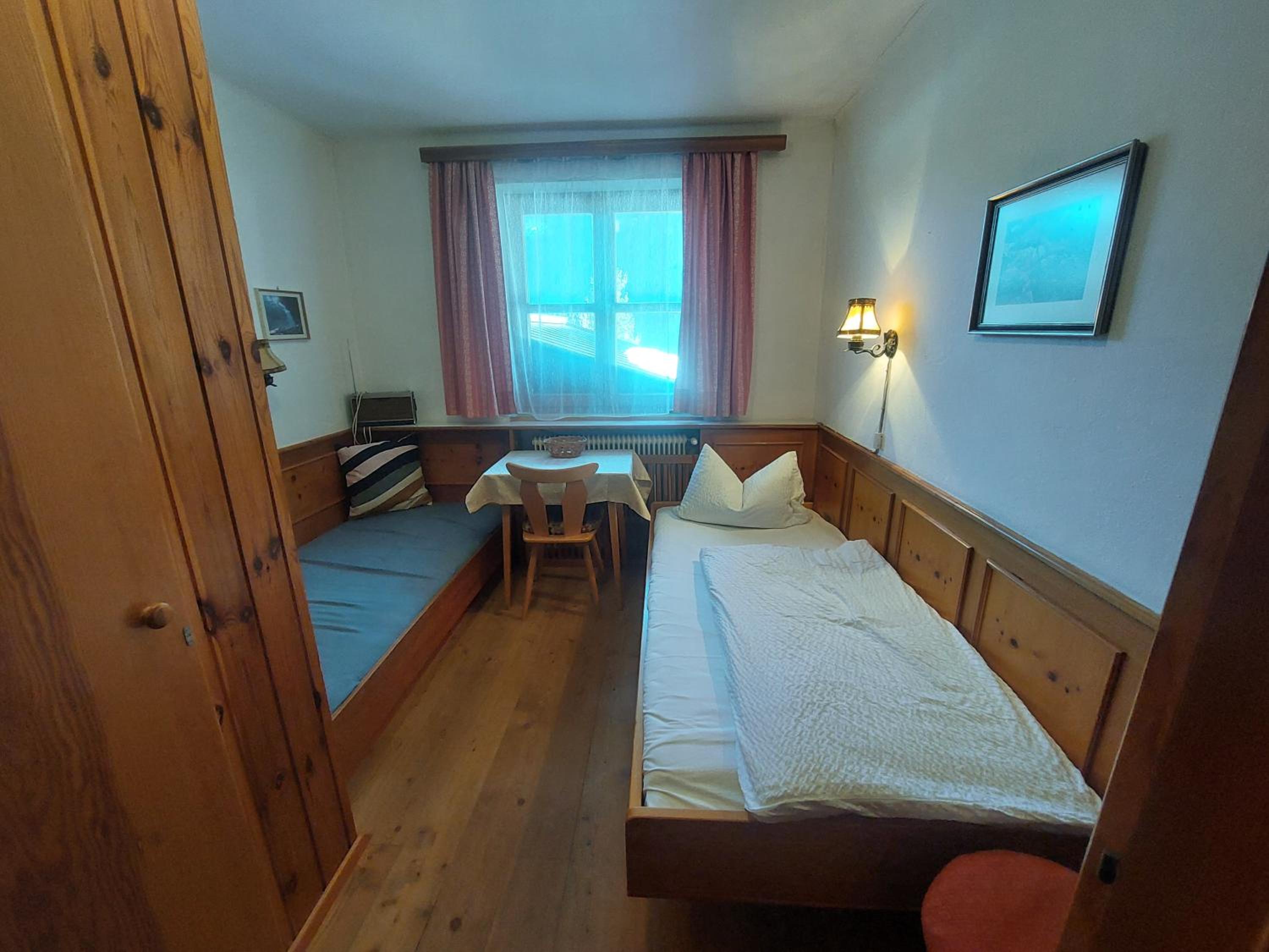 Budget Twin Room photo 1