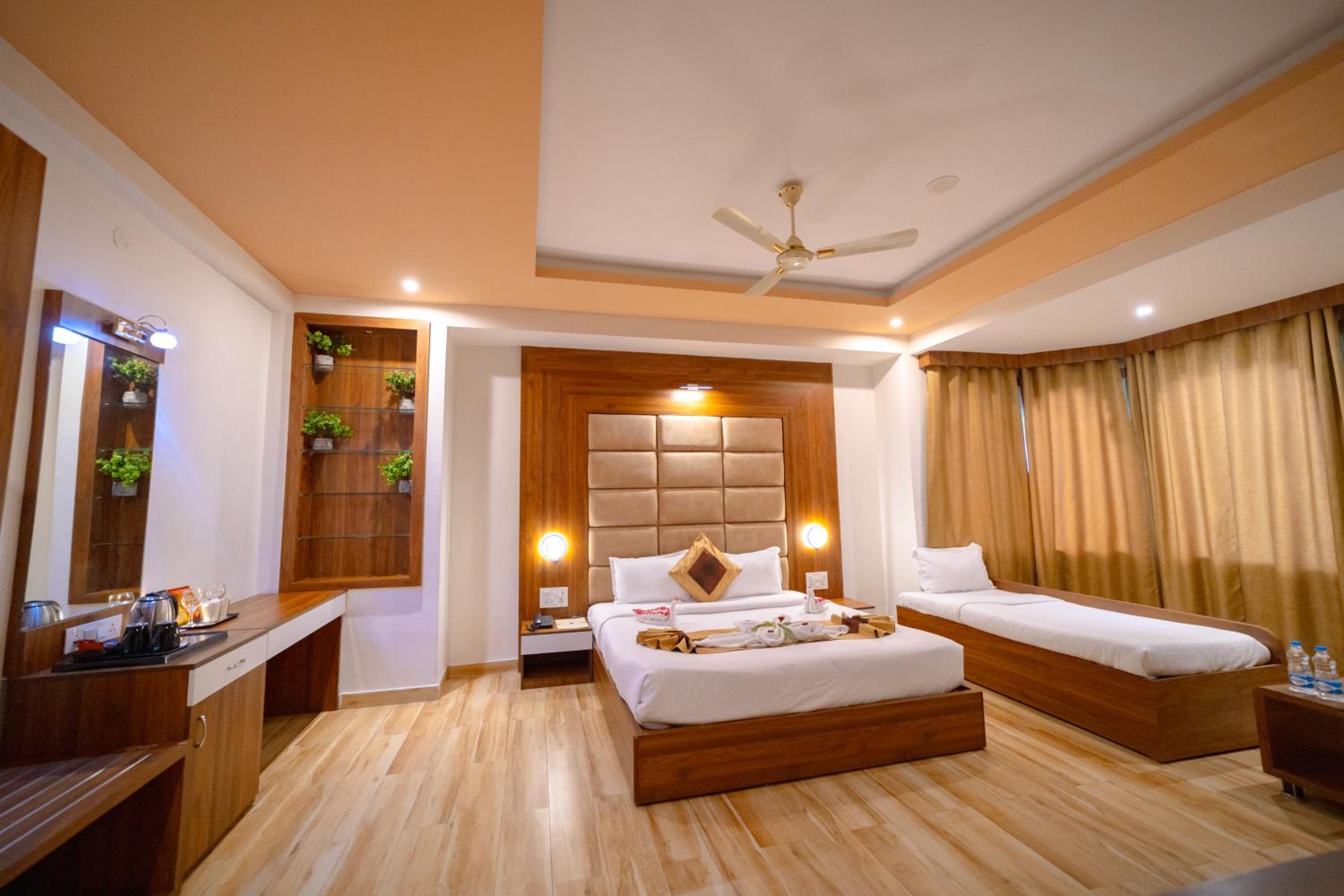 Deluxe Double Room - Photo 19