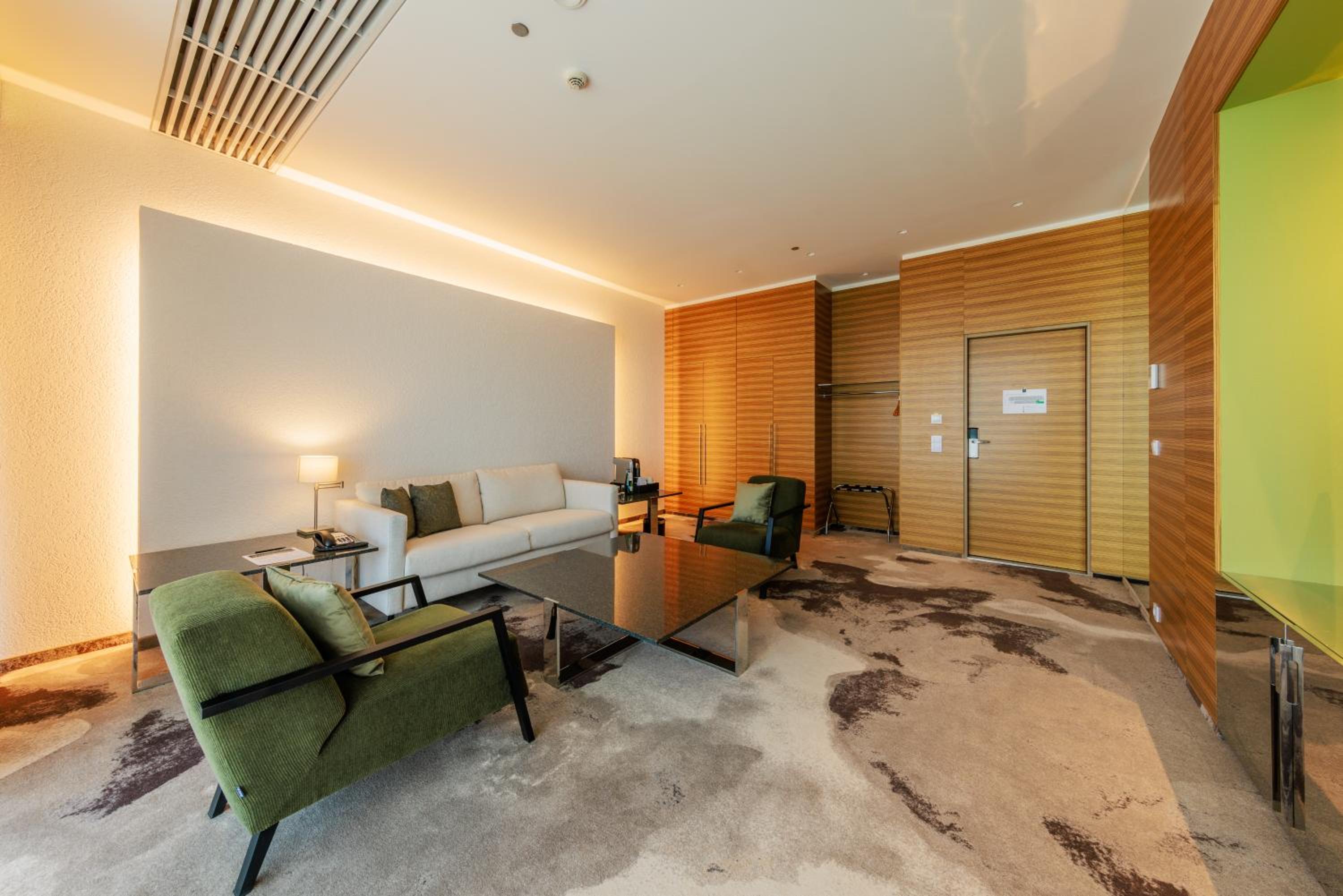 Suite with One Double Bed - Photo 5