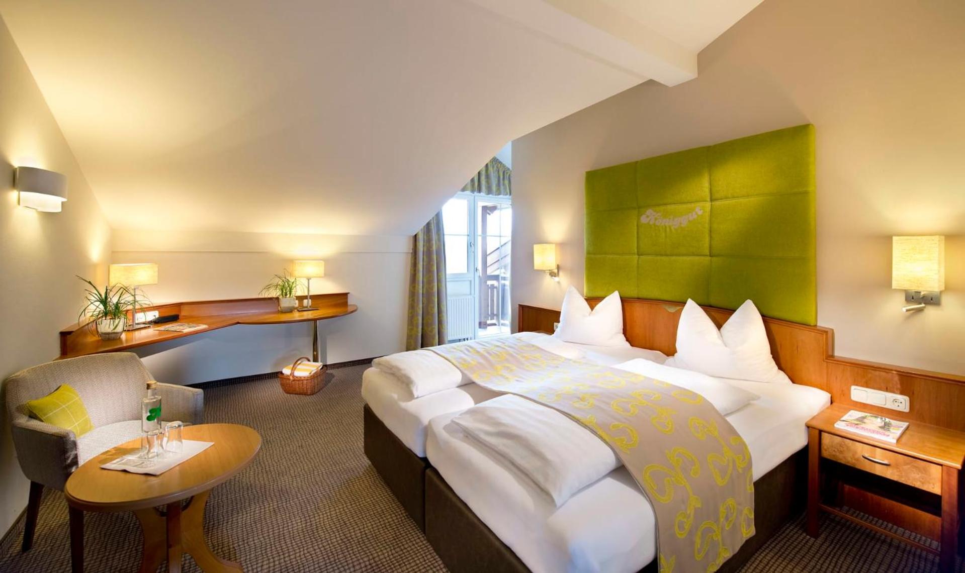 Double Room (1 Adult) photo 3