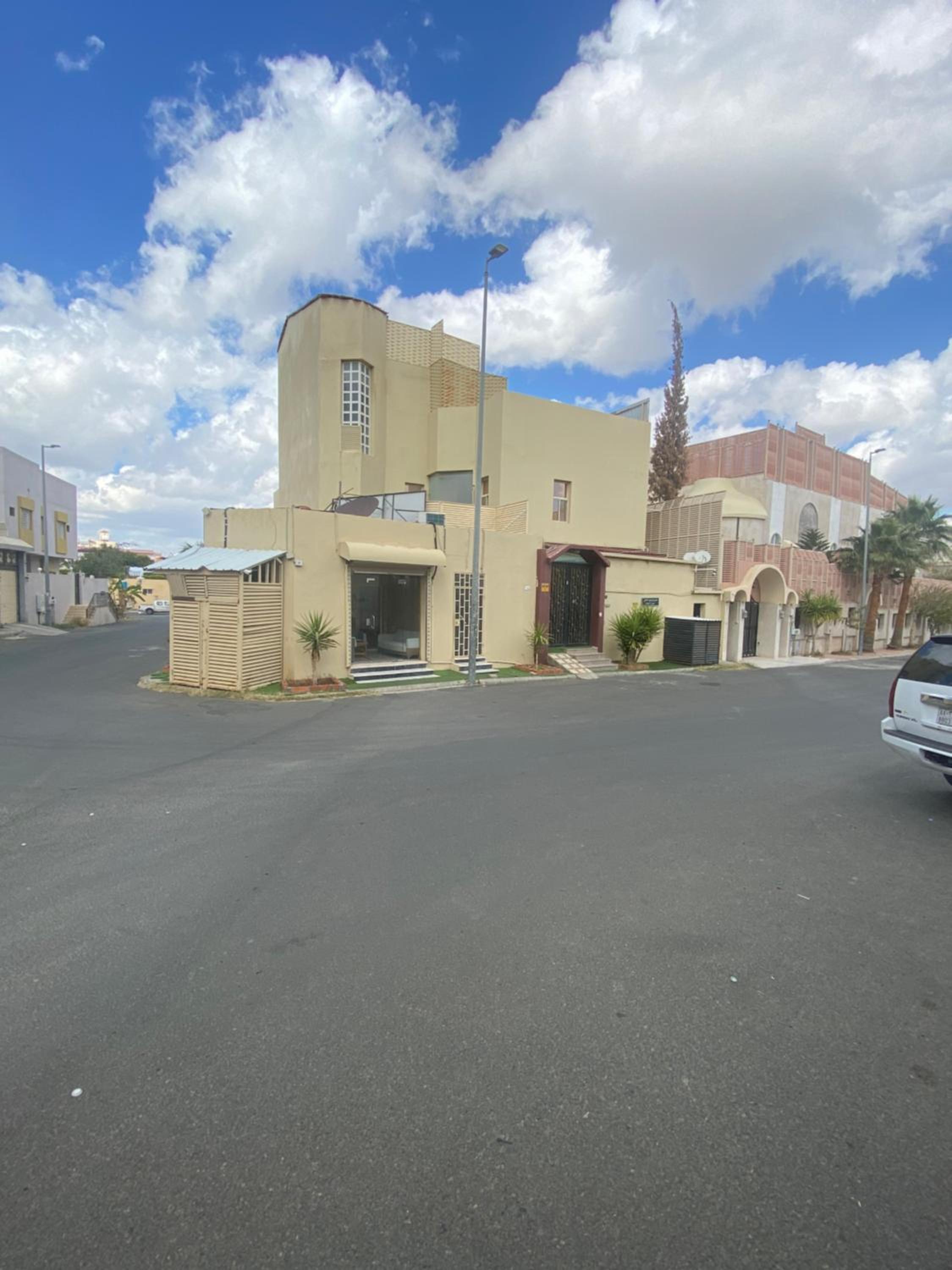 Three-Bedroom Superior Suite with Bait Shaer photo 2