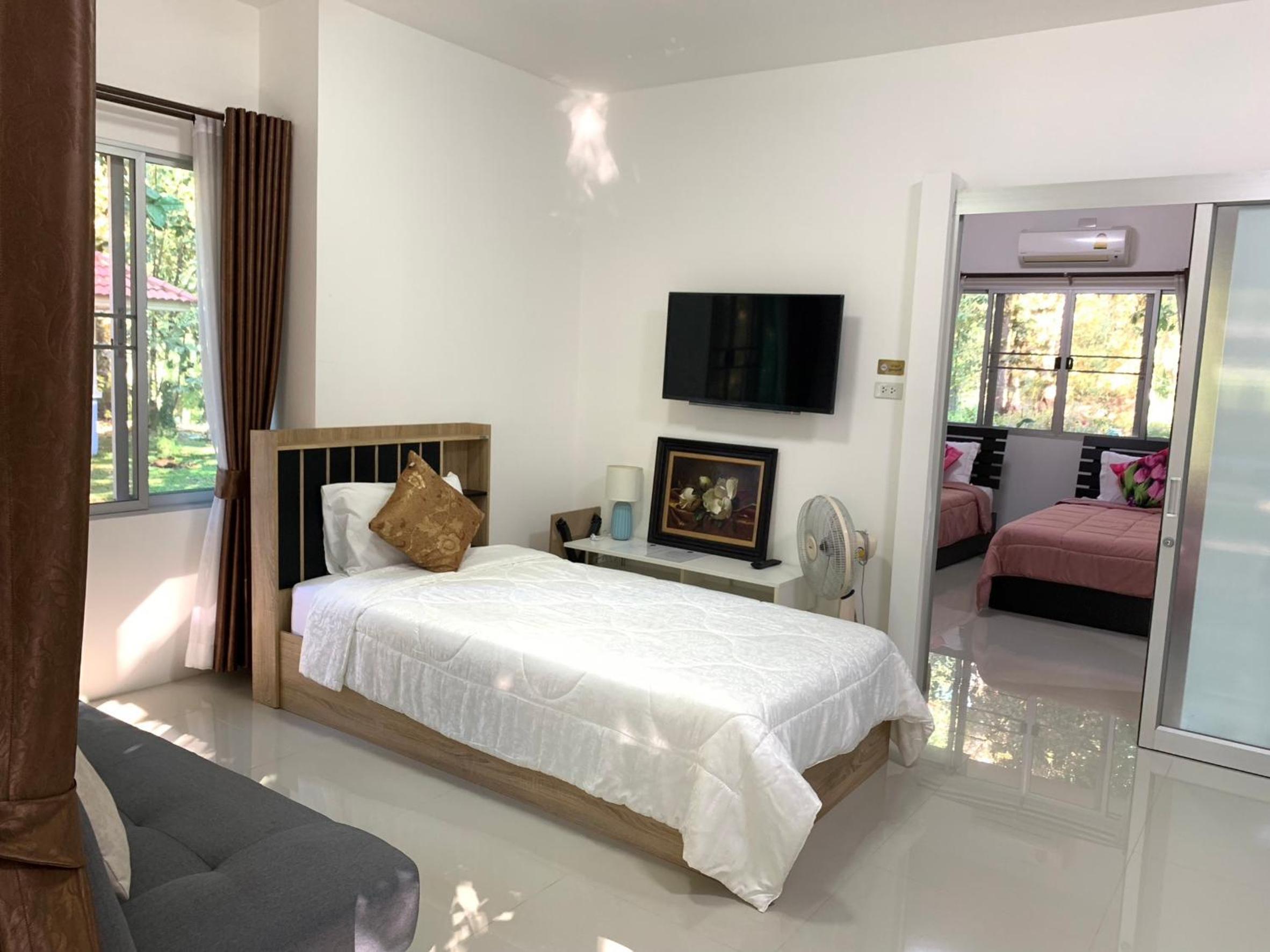 Deluxe Triple Room photo 1