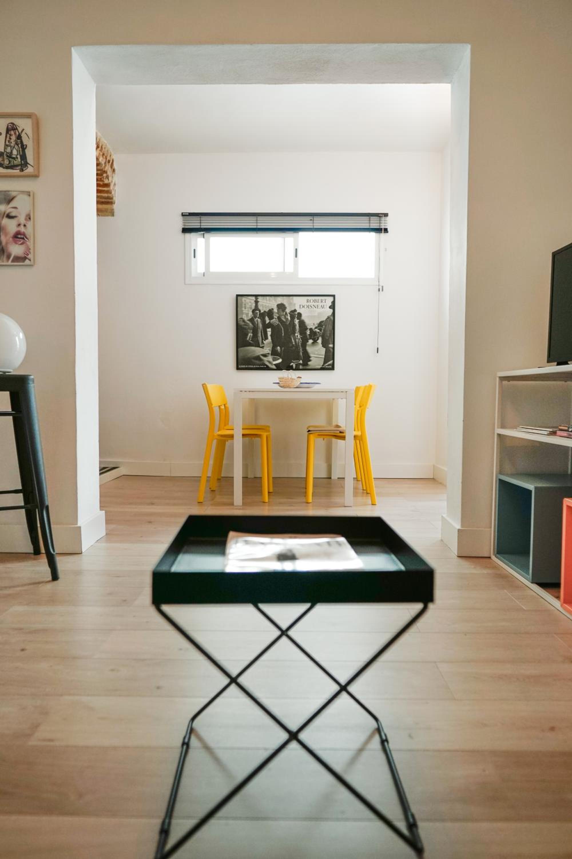 One-Bedroom Apartment - Photo 21