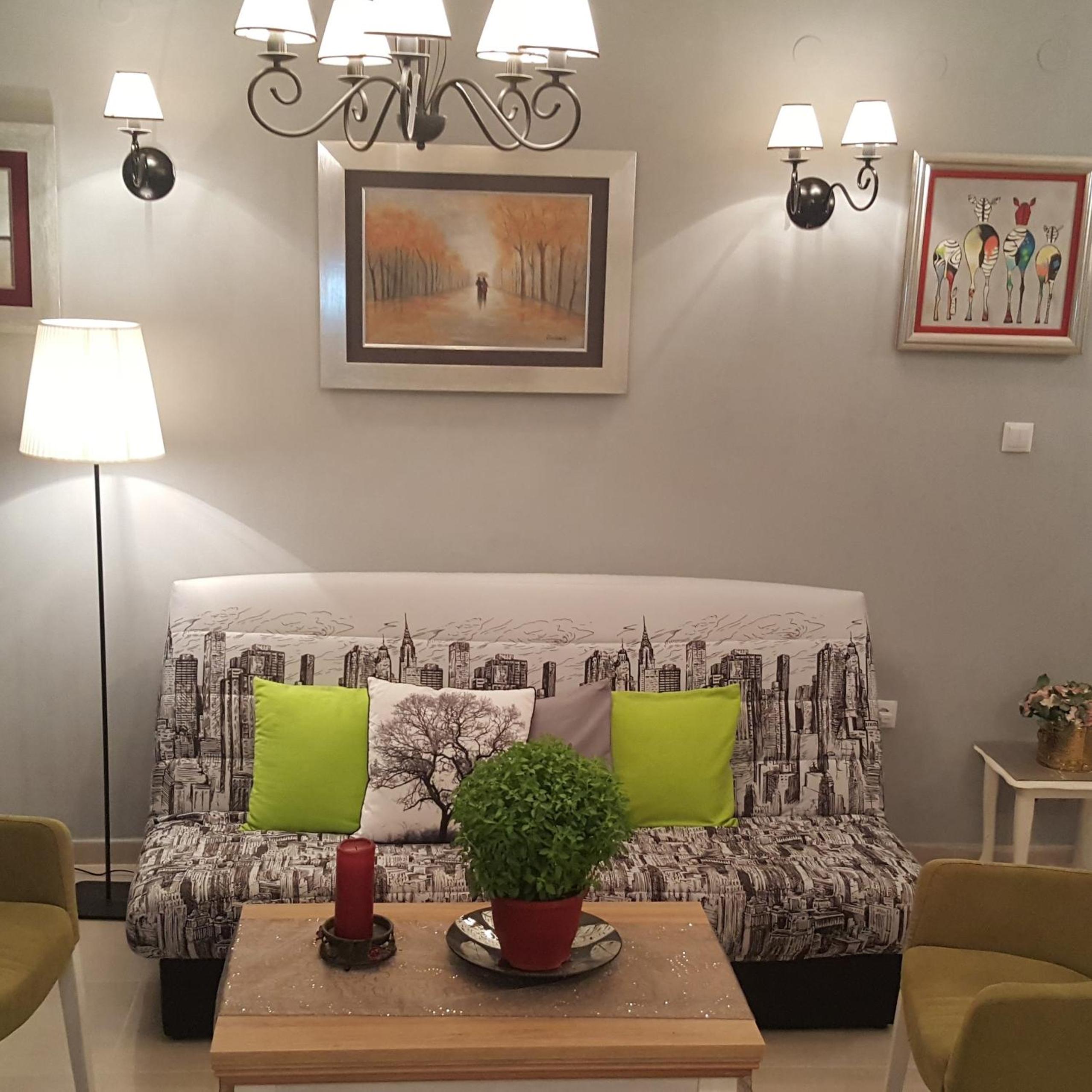 One-Bedroom Apartment
