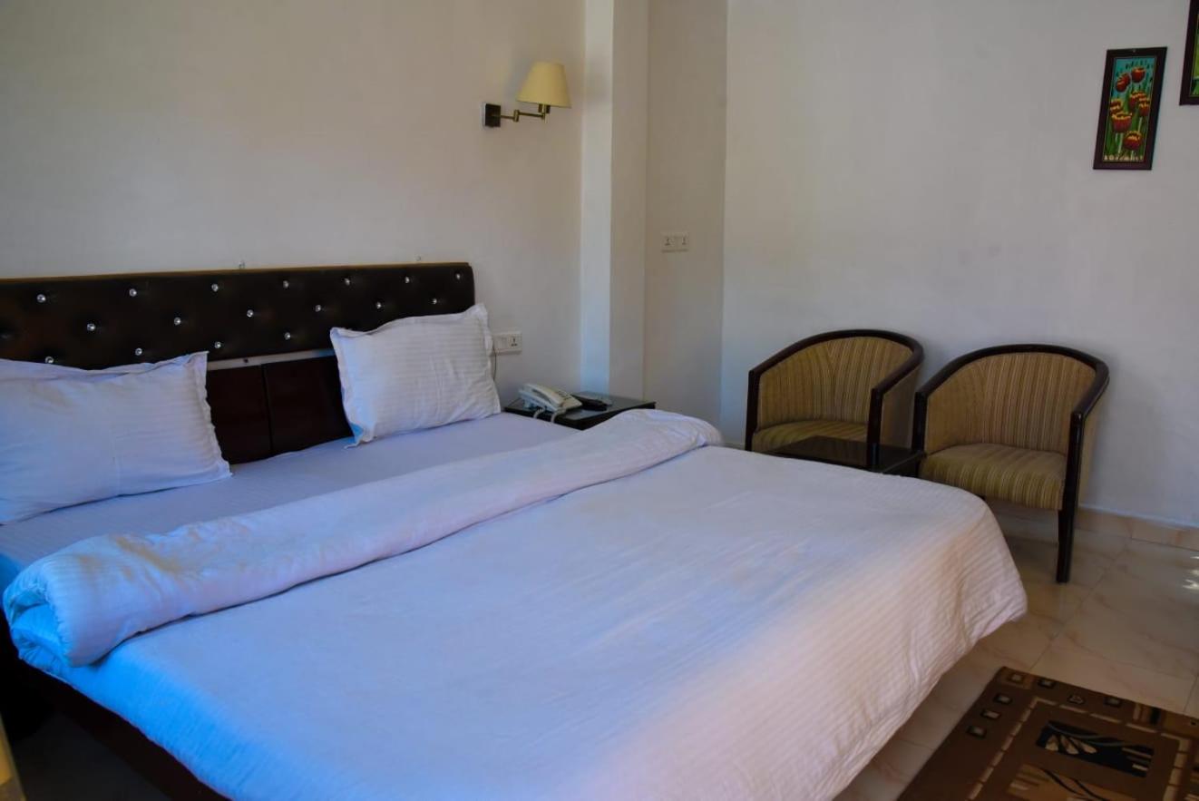 Deluxe Double Room photo 2