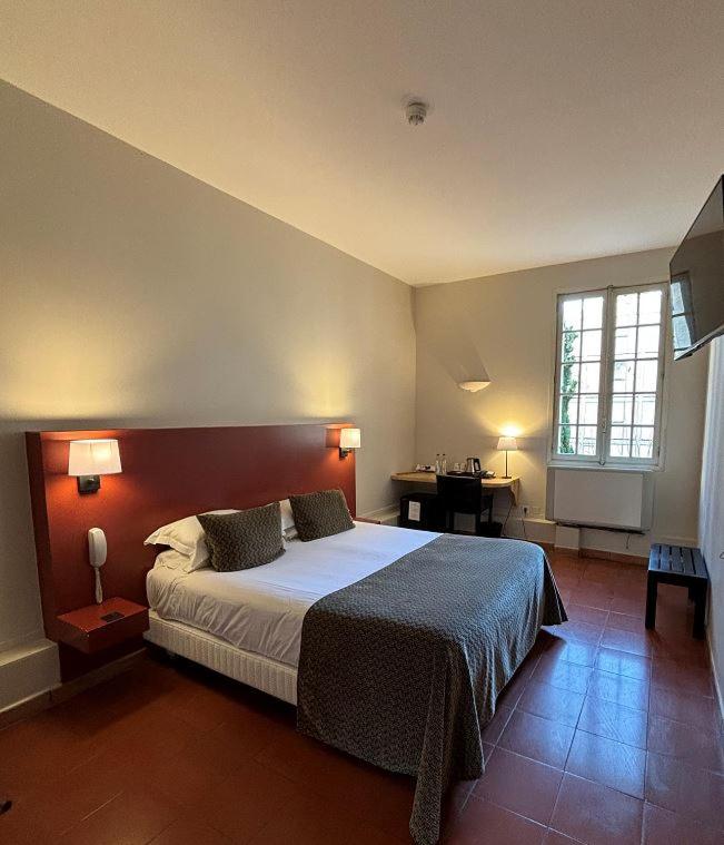 Standard Double Room - Photo 1