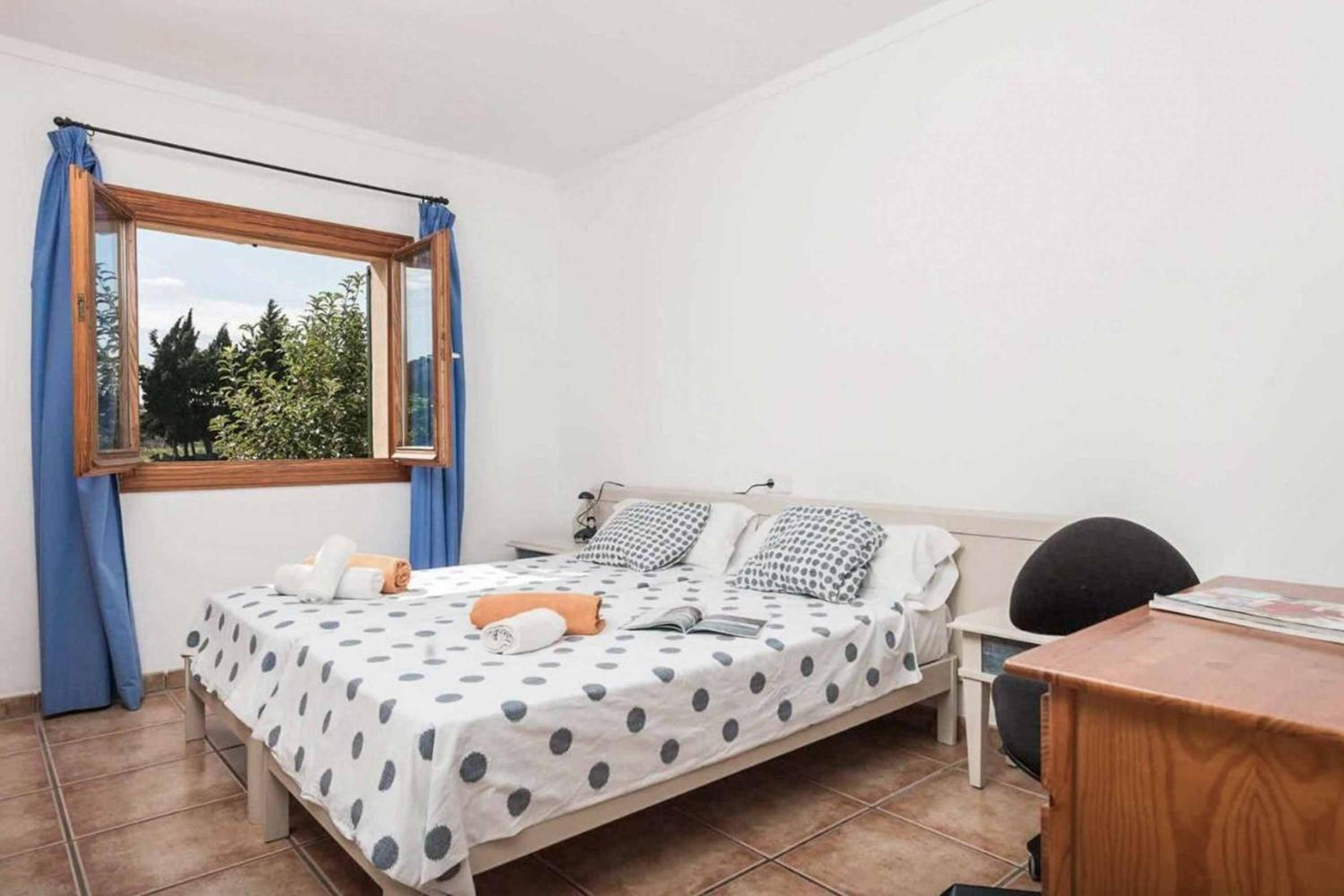 Villa photo 2