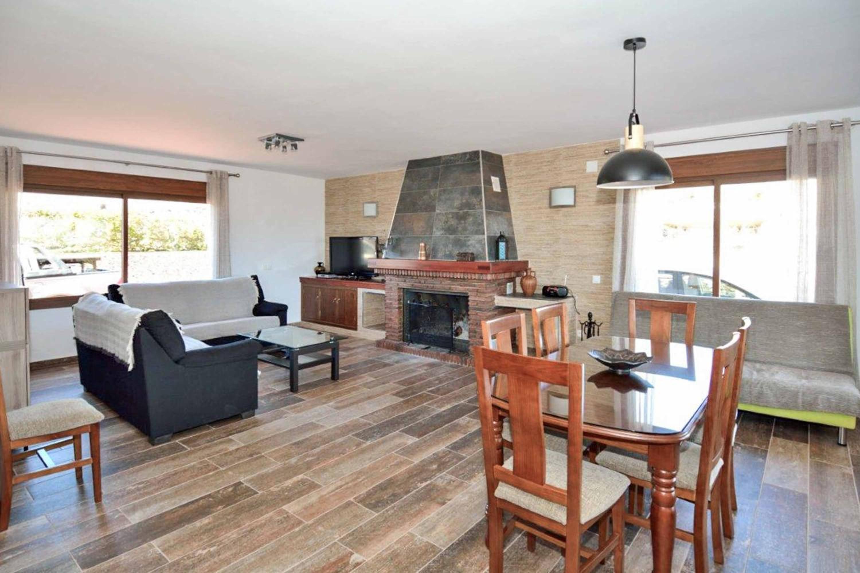 Villa de Tres Habitaciones
