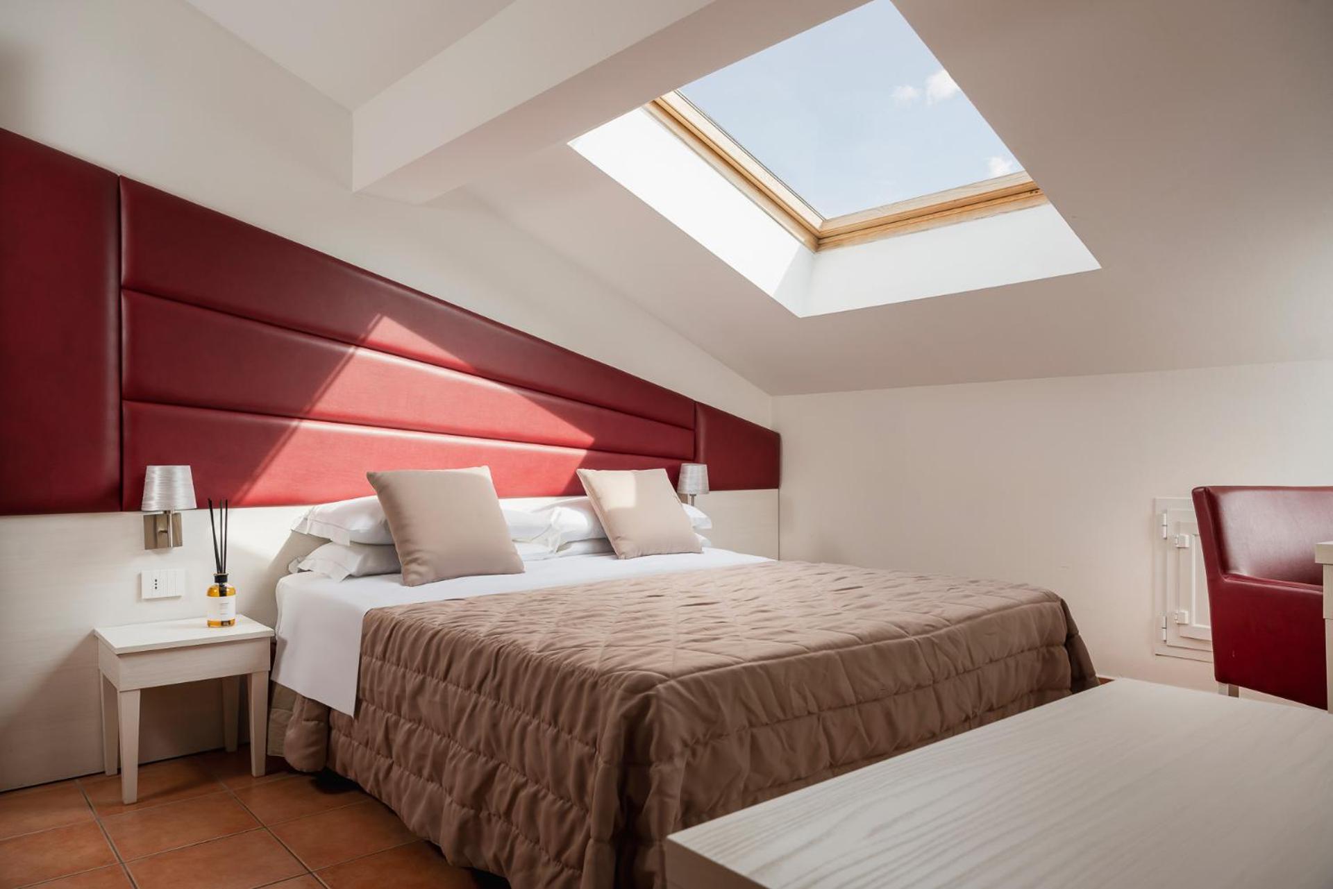 Double Loft Room - Photo 5