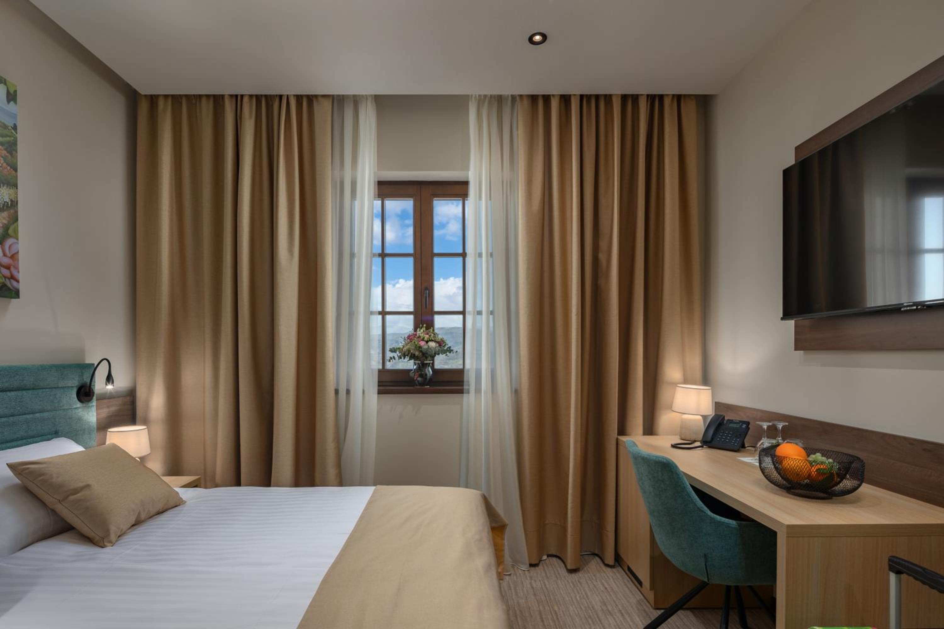 Standard Twin Room photo 1