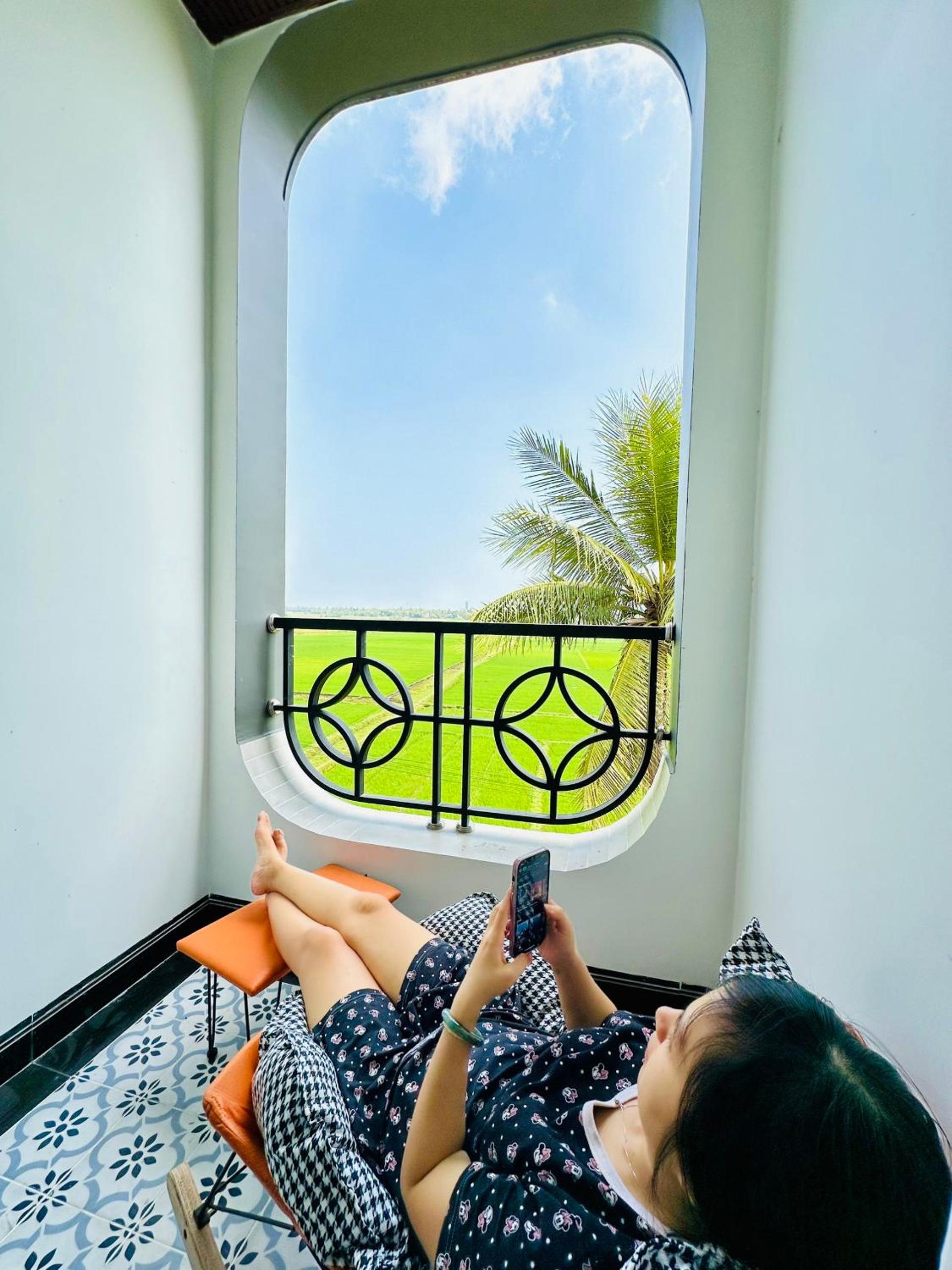 Deluxe Double Room with Balcony photo 2