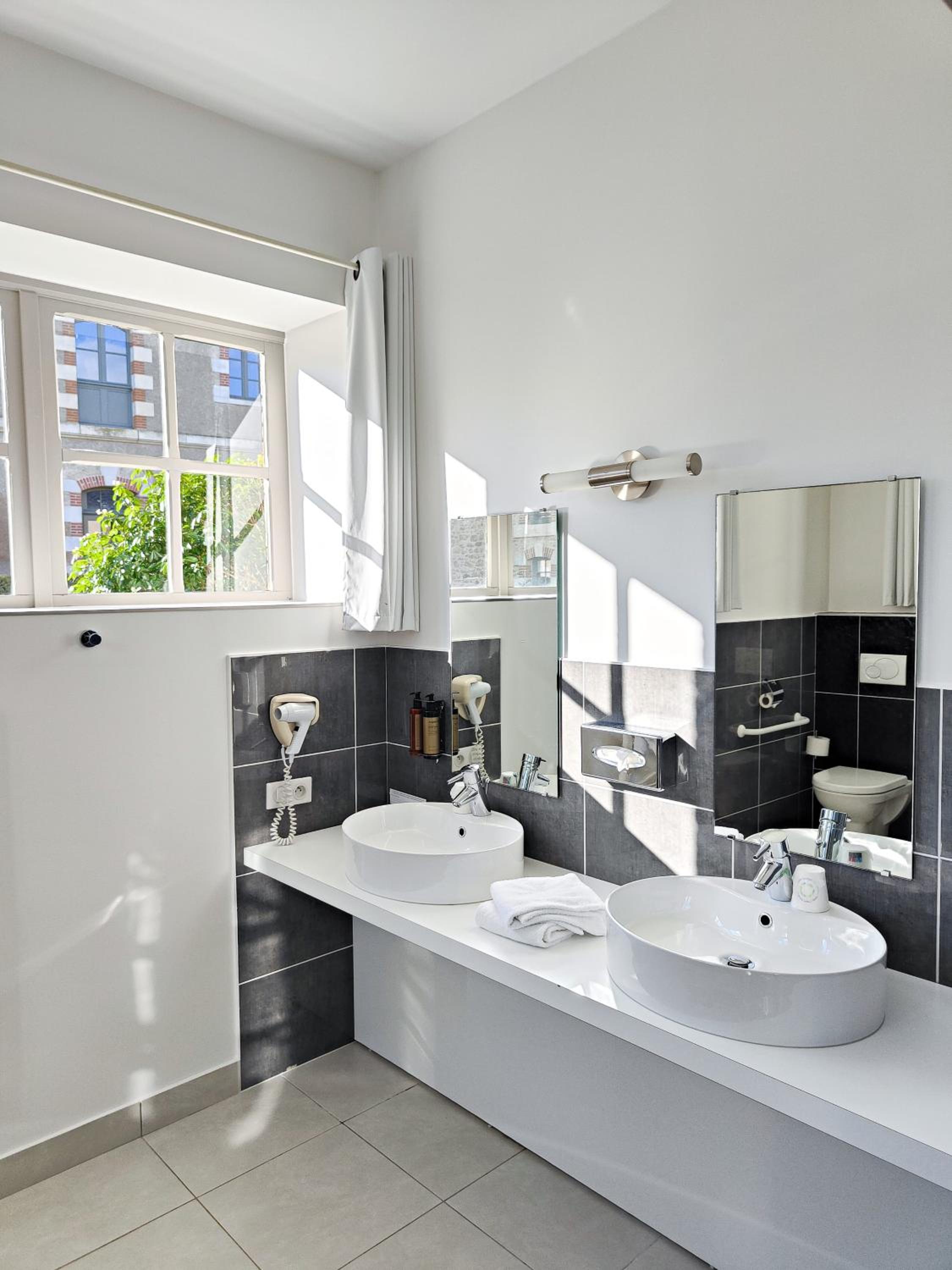 Triple Room in Dependence - Photo 3