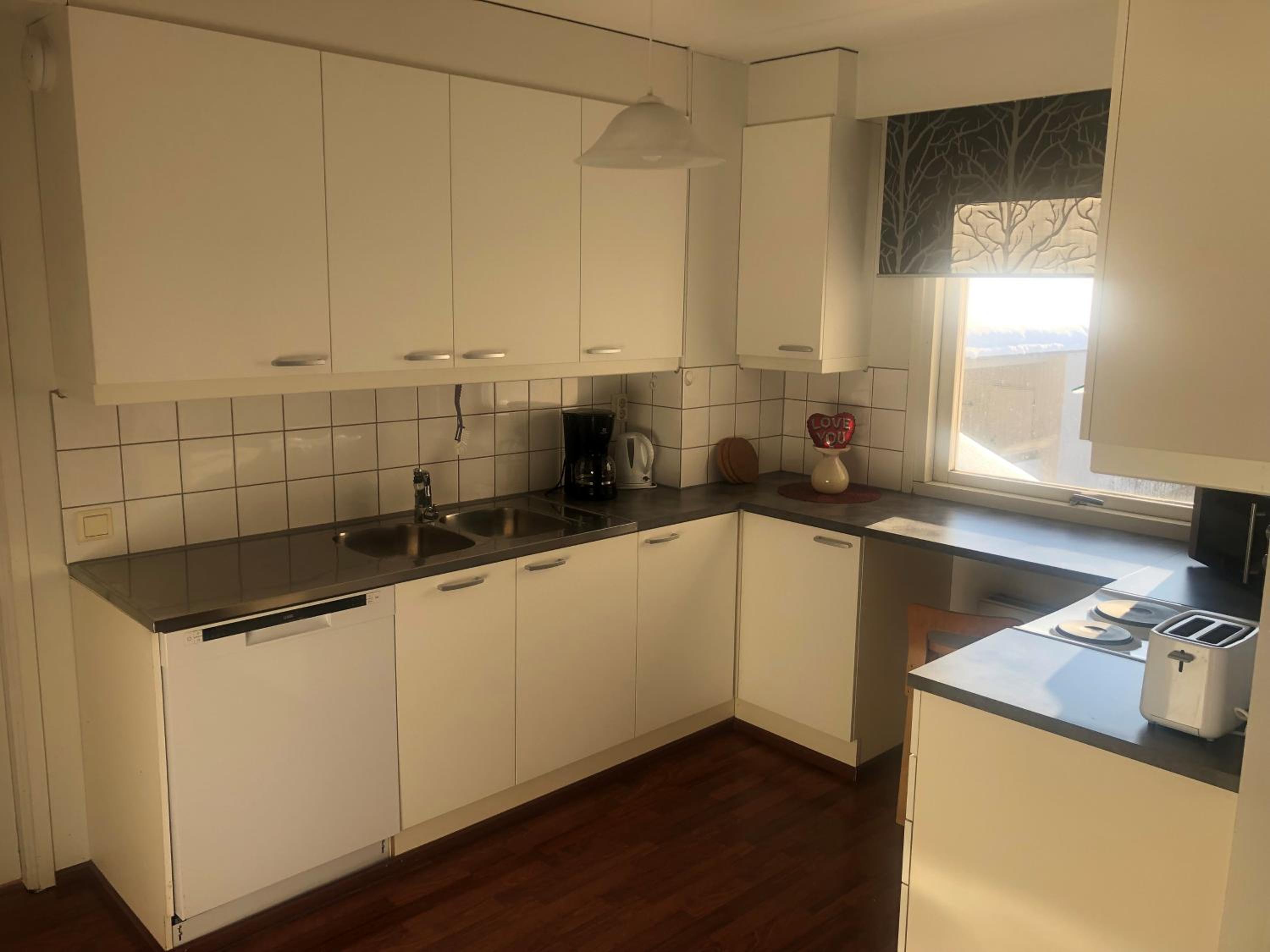 One-Bedroom Apartment - Photo 16